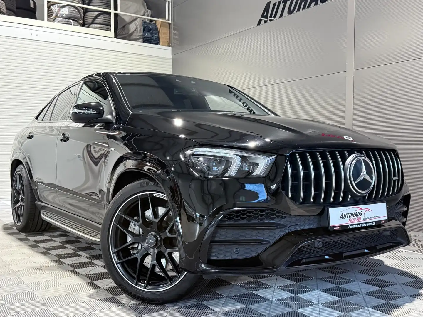 Mercedes-Benz GLE 53 AMG 4Matic+ Coupe°Burmester°HUD°MultiBeam Zwart - 1