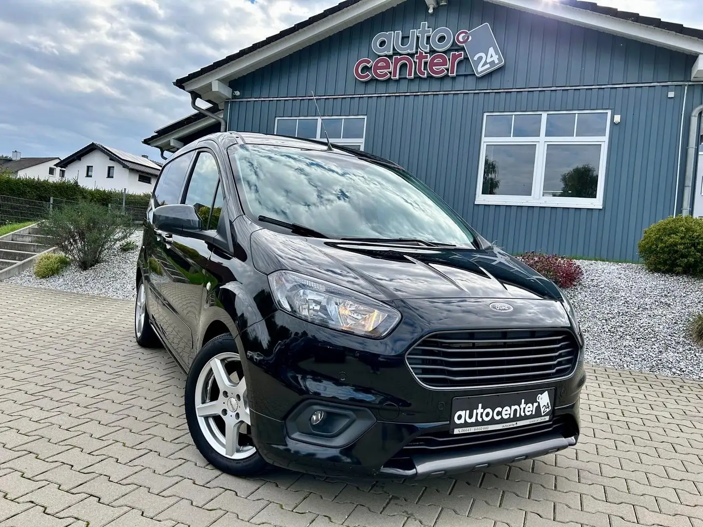 Ford Transit Courier Sport|AHK|Navi|SHZ|8xALU| Schwarz - 1