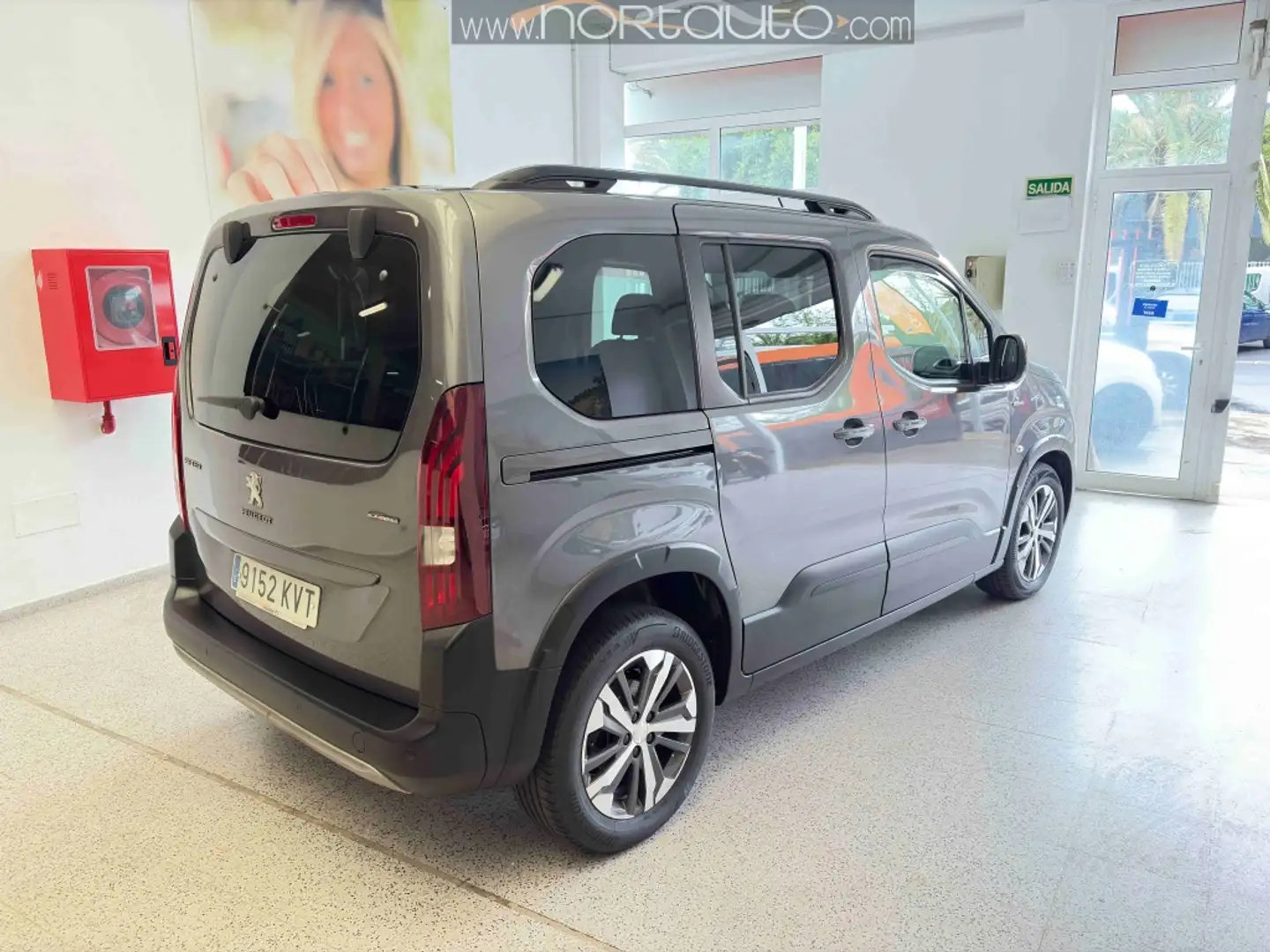 Peugeot Rifter 1.5BlueHDi S&S Standard GT Line 100 Gris - 2