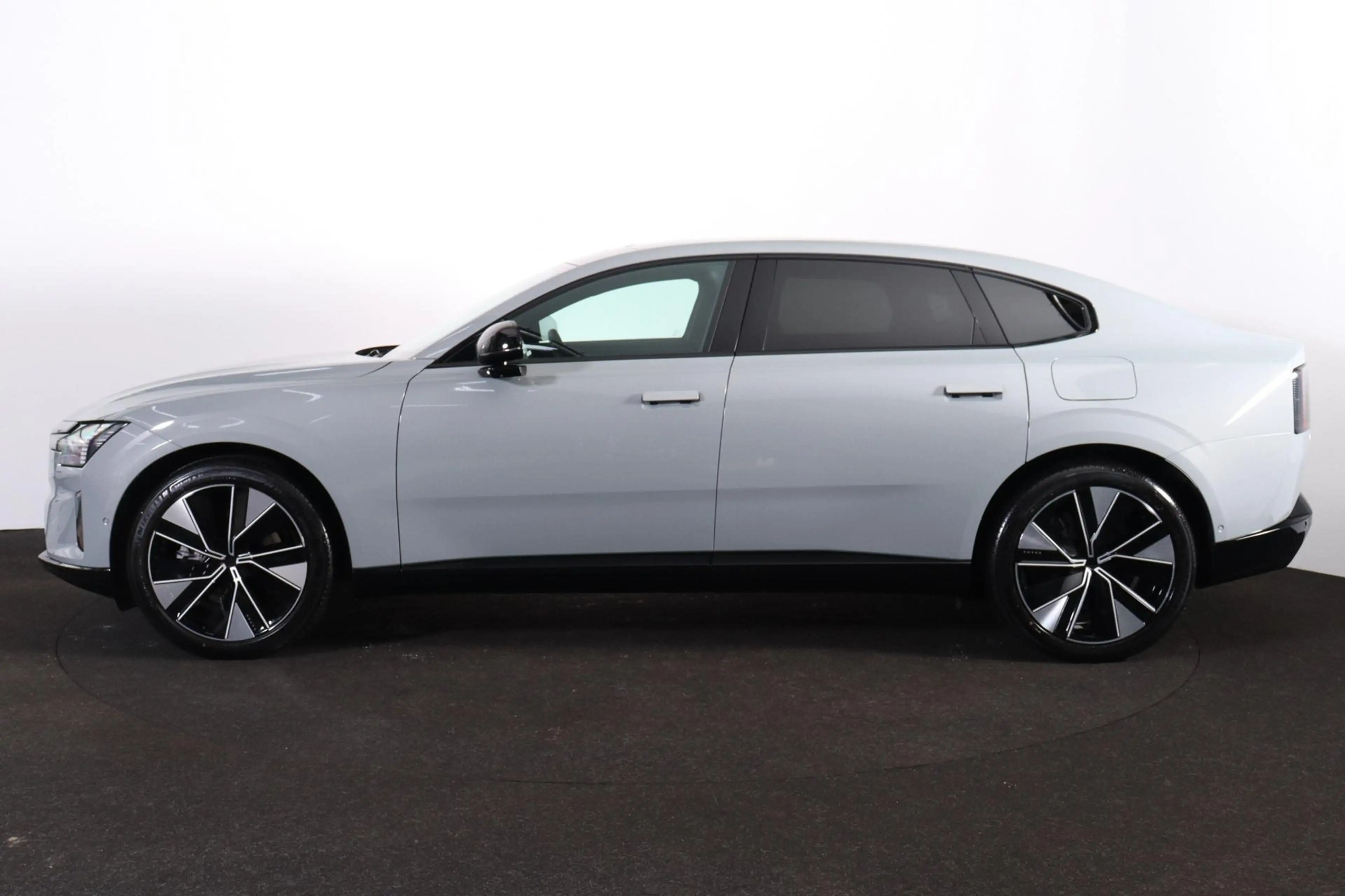 Volvo ES90 Single Motor Plus Launch Edition 92 kWh - Pilot As — photo 3