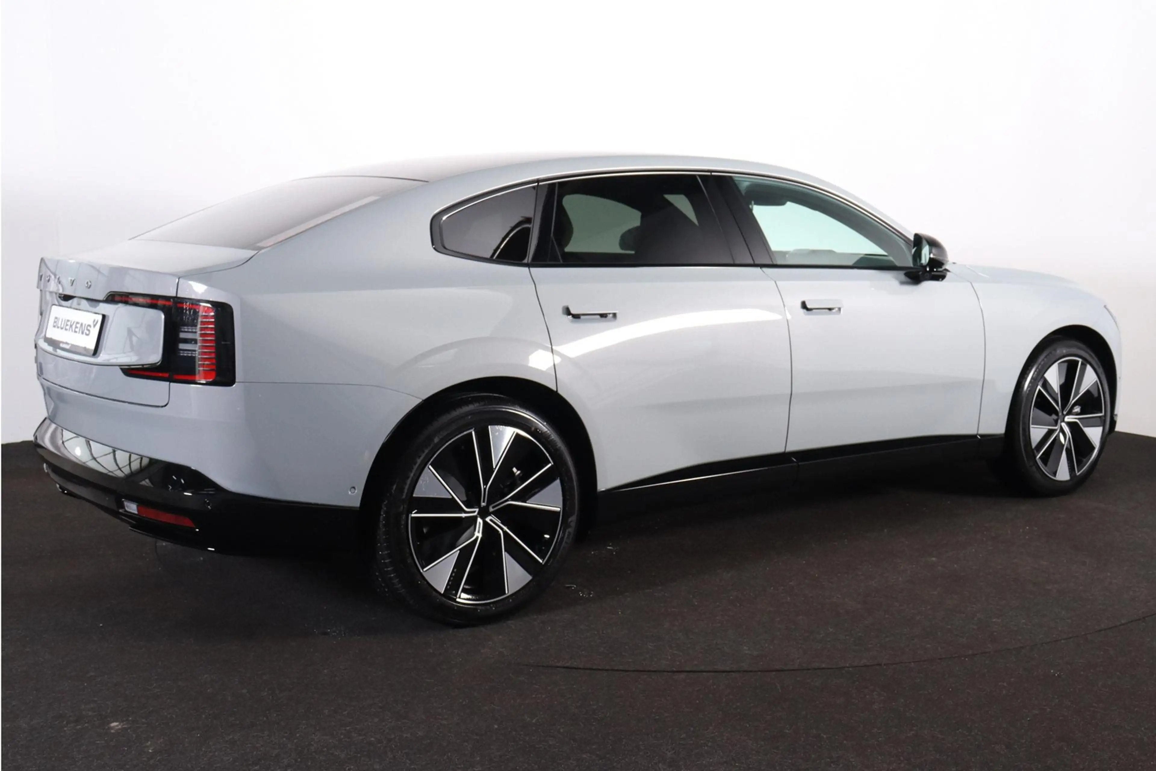 Volvo ES90 Single Motor Plus Launch Edition 92 kWh - Pilot As — photo 5