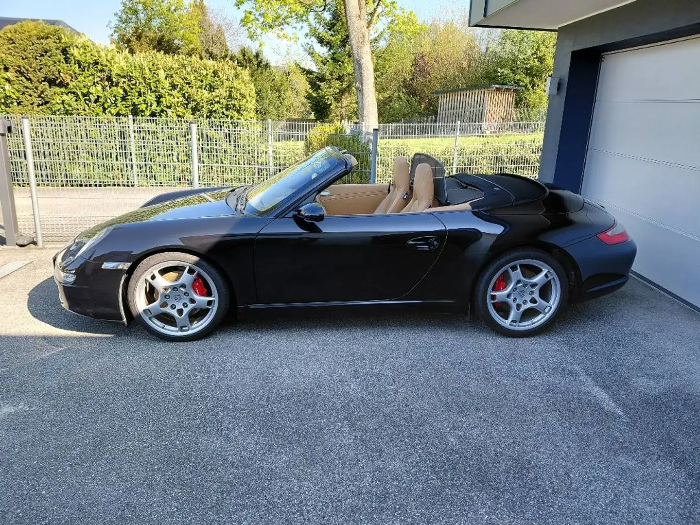 Porsche 911 Carrera S Schwarz - 1