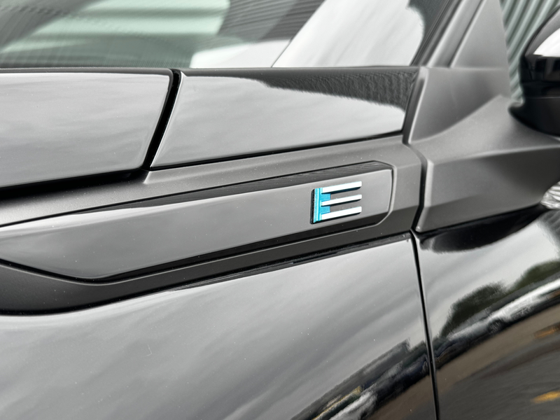 Peugeot e-2008 54KWH 156PK ALLURE AVANTAGE AUTOMAAT / NAVI / LEDE — photo 12