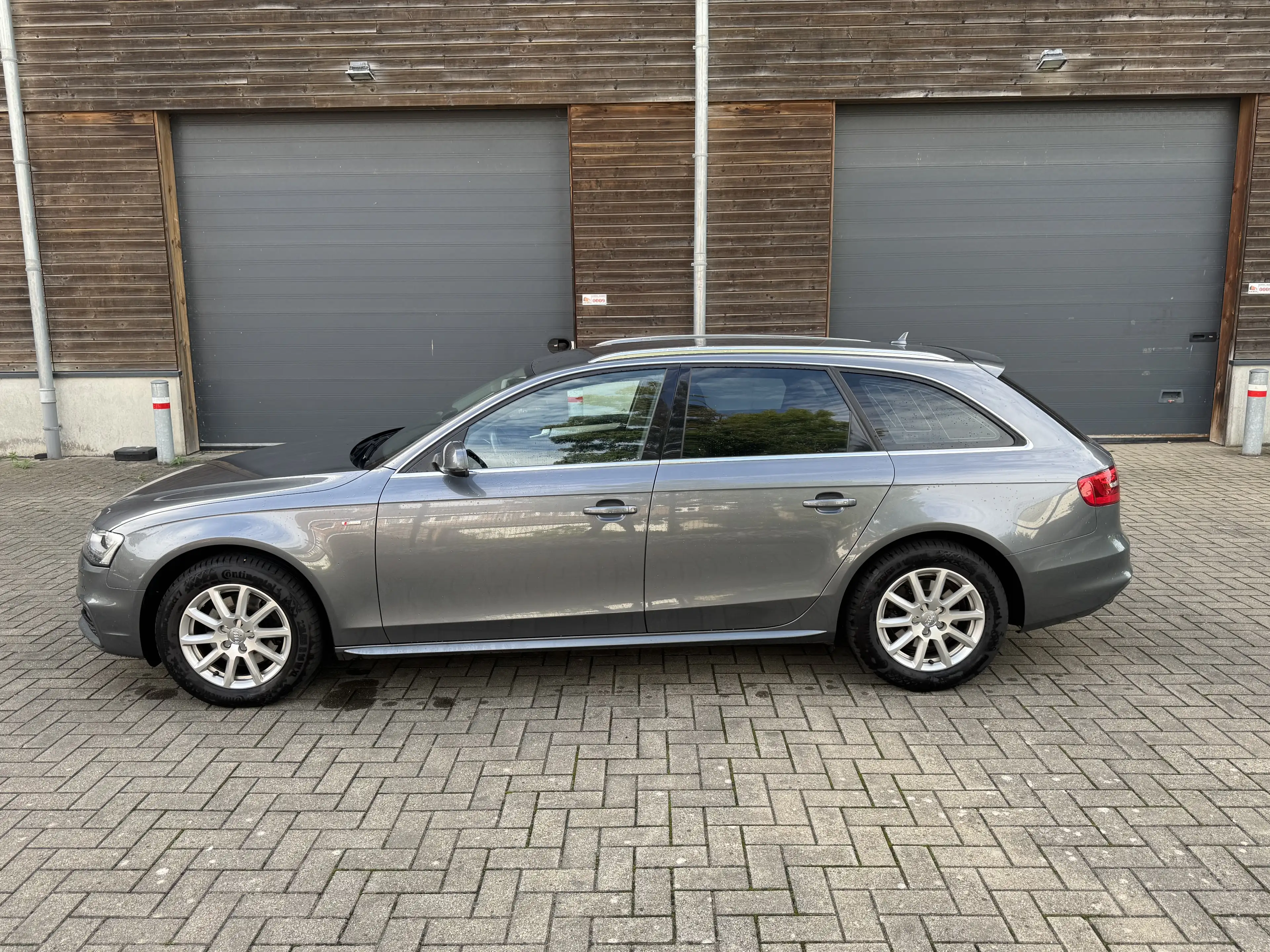 Audi A4 A4 Avant 1.8 TFSI S line — photo 8