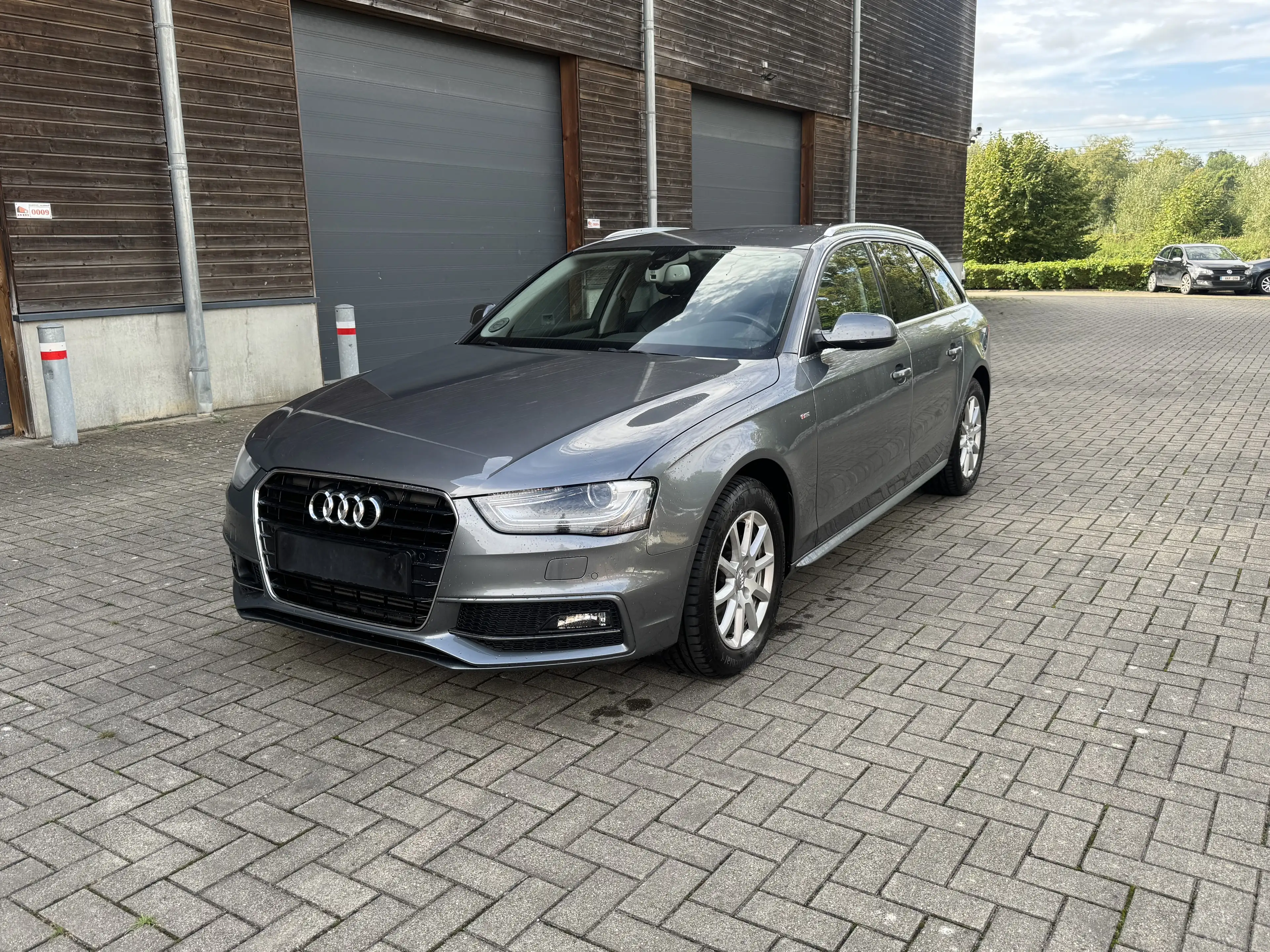 Audi A4 A4 Avant 1.8 TFSI S line