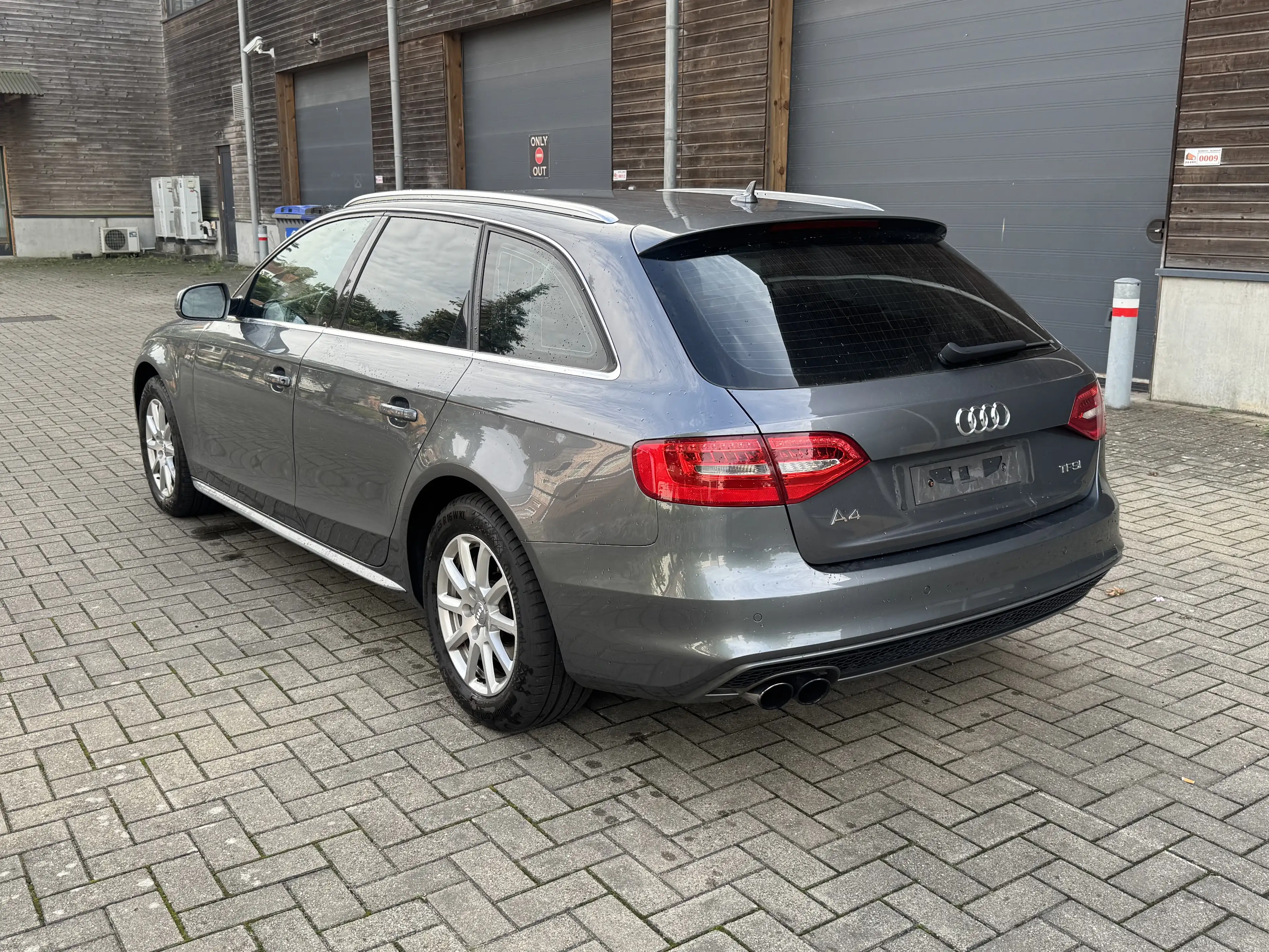 Audi A4 A4 Avant 1.8 TFSI S line — photo 7