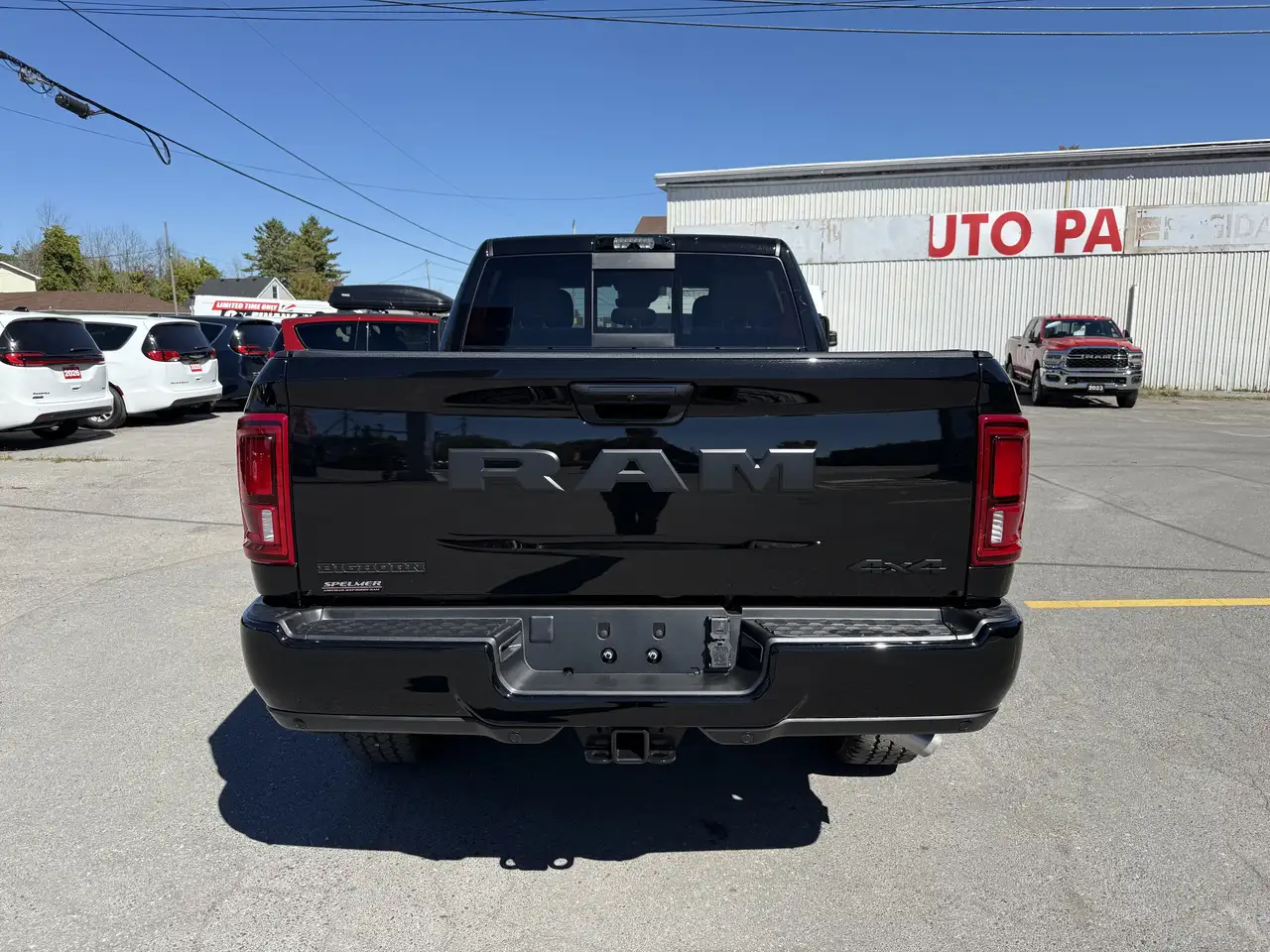 RAM 3500 снимка RAM 3500