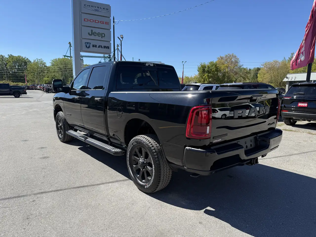 RAM 3500 снимка RAM 3500