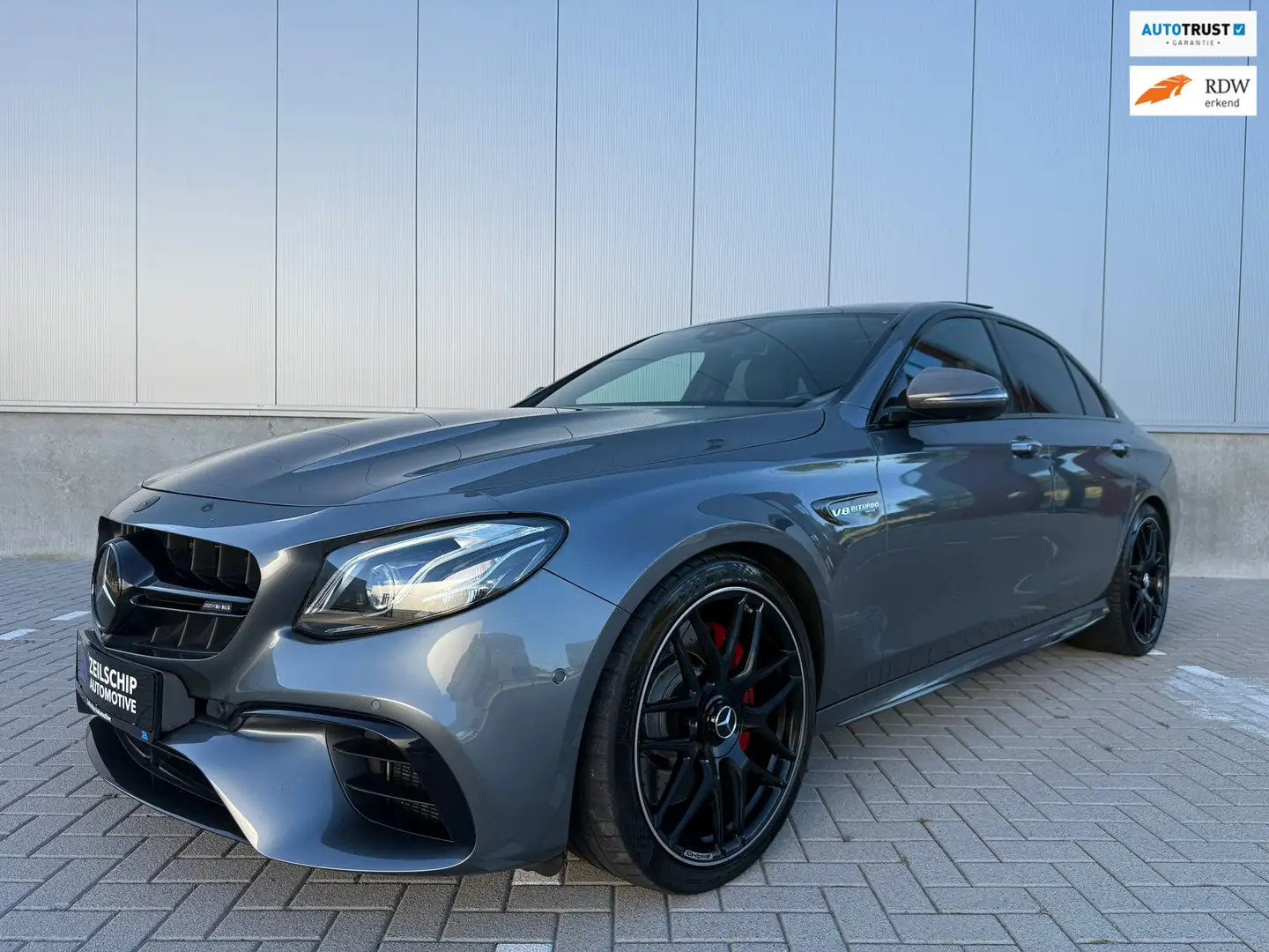 Mercedes-Benz E 63 AMG S 4 MATIC 612 PK |Camera|Keyless|MB GARANTIE|Pano| Gris - 1