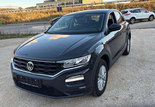 Imagine Volkswagen T-Roc 1.6 TDI Navi,SHZ,