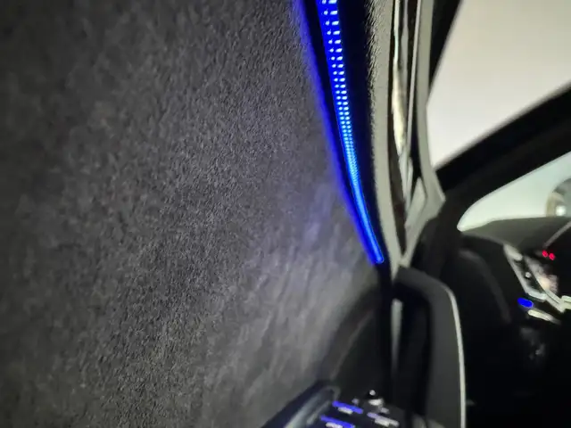 Audi Q5 view 14