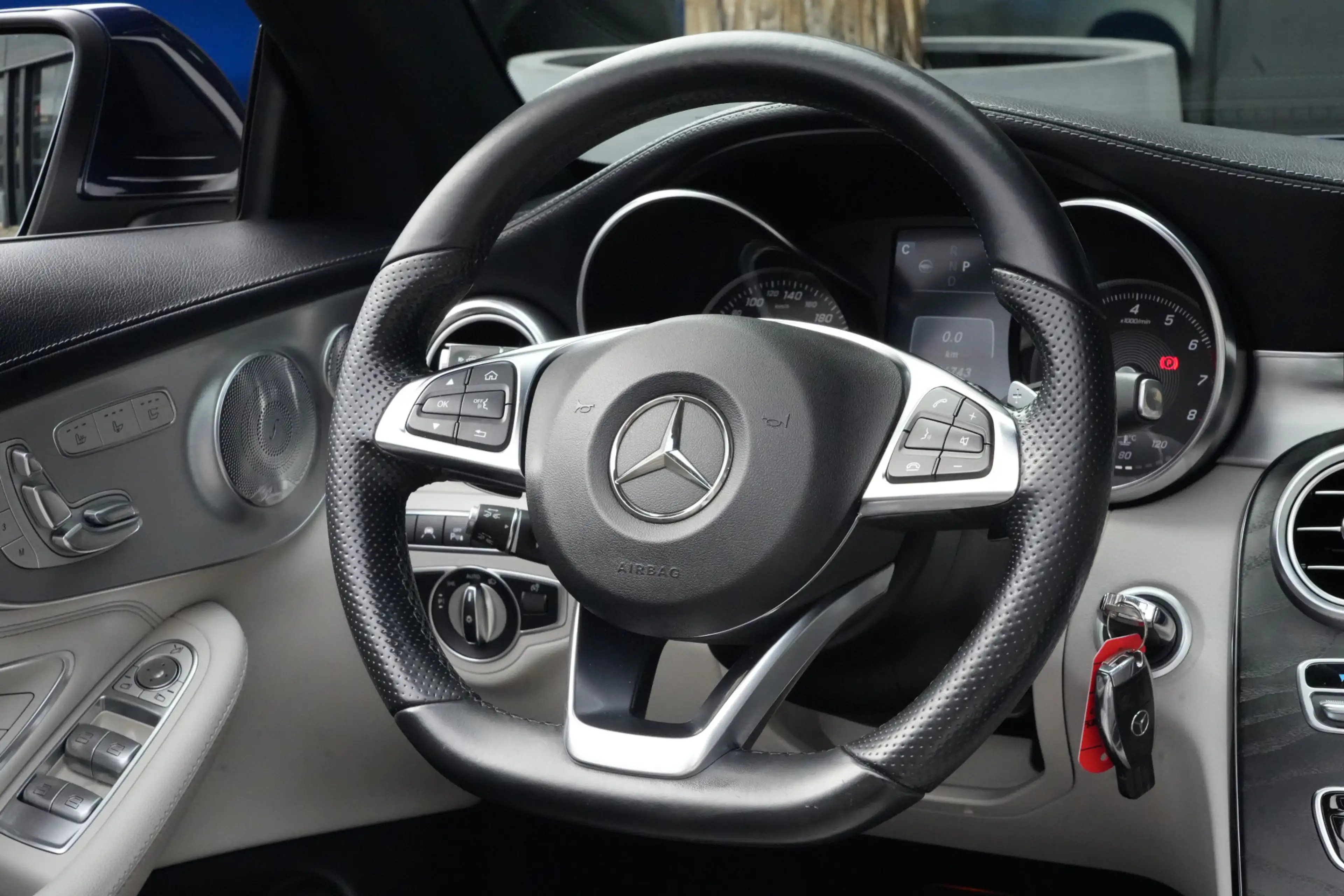 Mercedes-Benz C 400 Cabrio 4MATIC AMG Prestige | 334PK | Burmester | A — photo 6