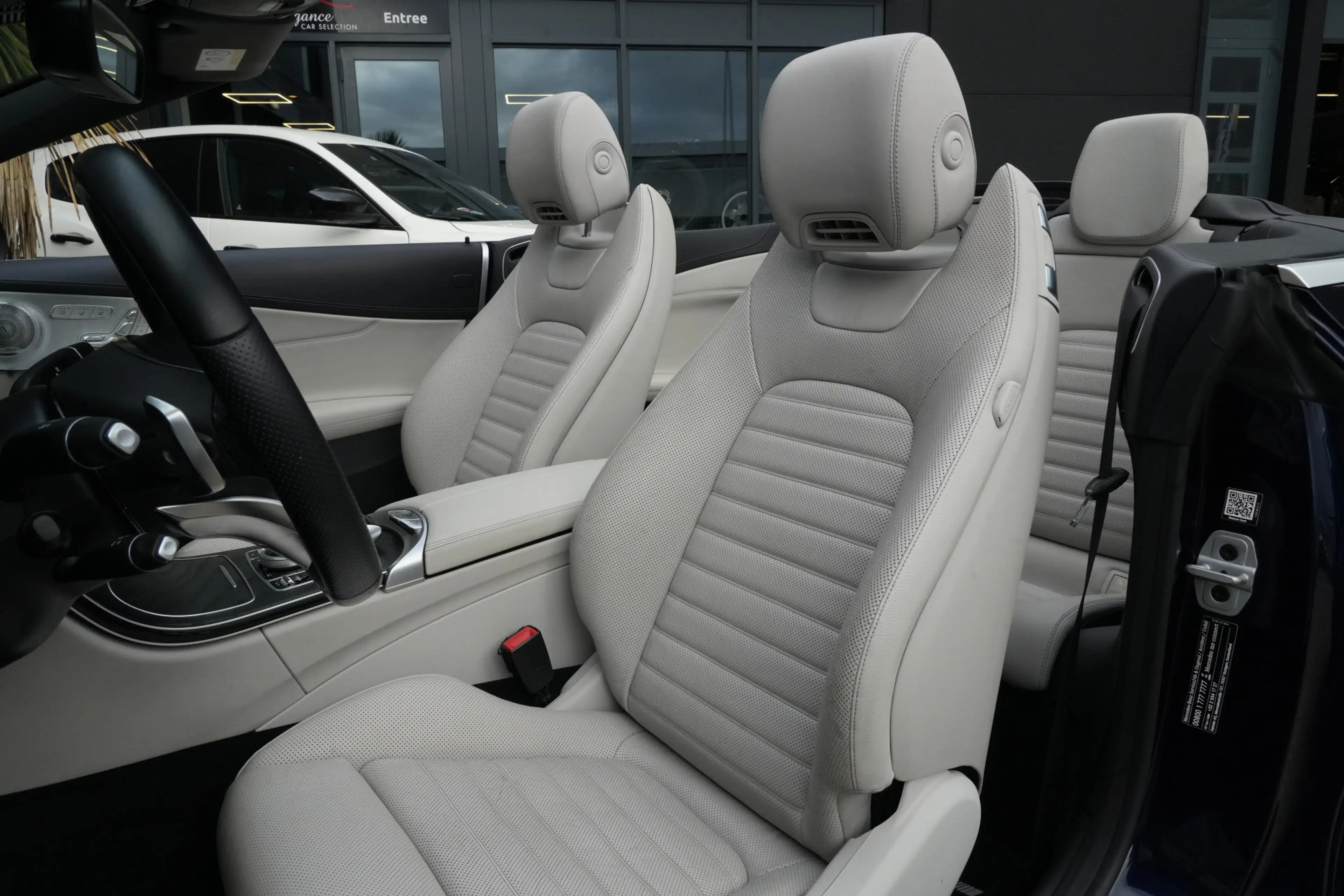 Mercedes-Benz C 400 Cabrio 4MATIC AMG Prestige | 334PK | Burmester | A — photo 5