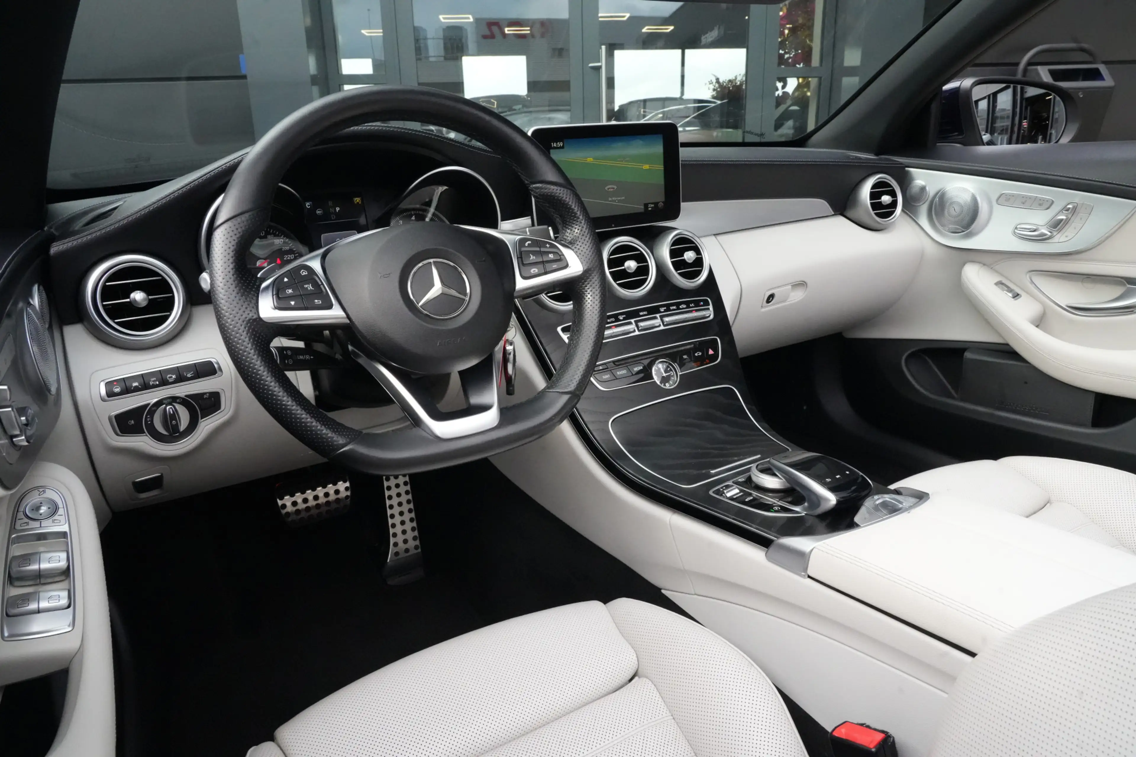 Mercedes-Benz C 400 Cabrio 4MATIC AMG Prestige | 334PK | Burmester | A — photo 12
