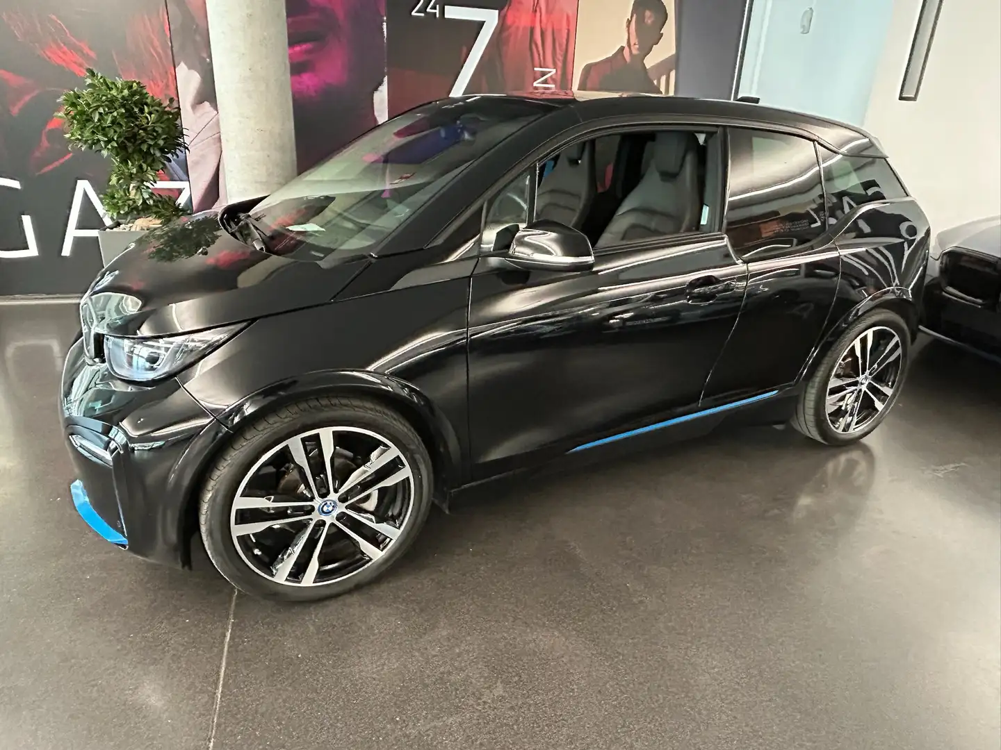 BMW i3 s Leder_Glasdach_DrivAss+_Komplettausstattung Czarny - 1