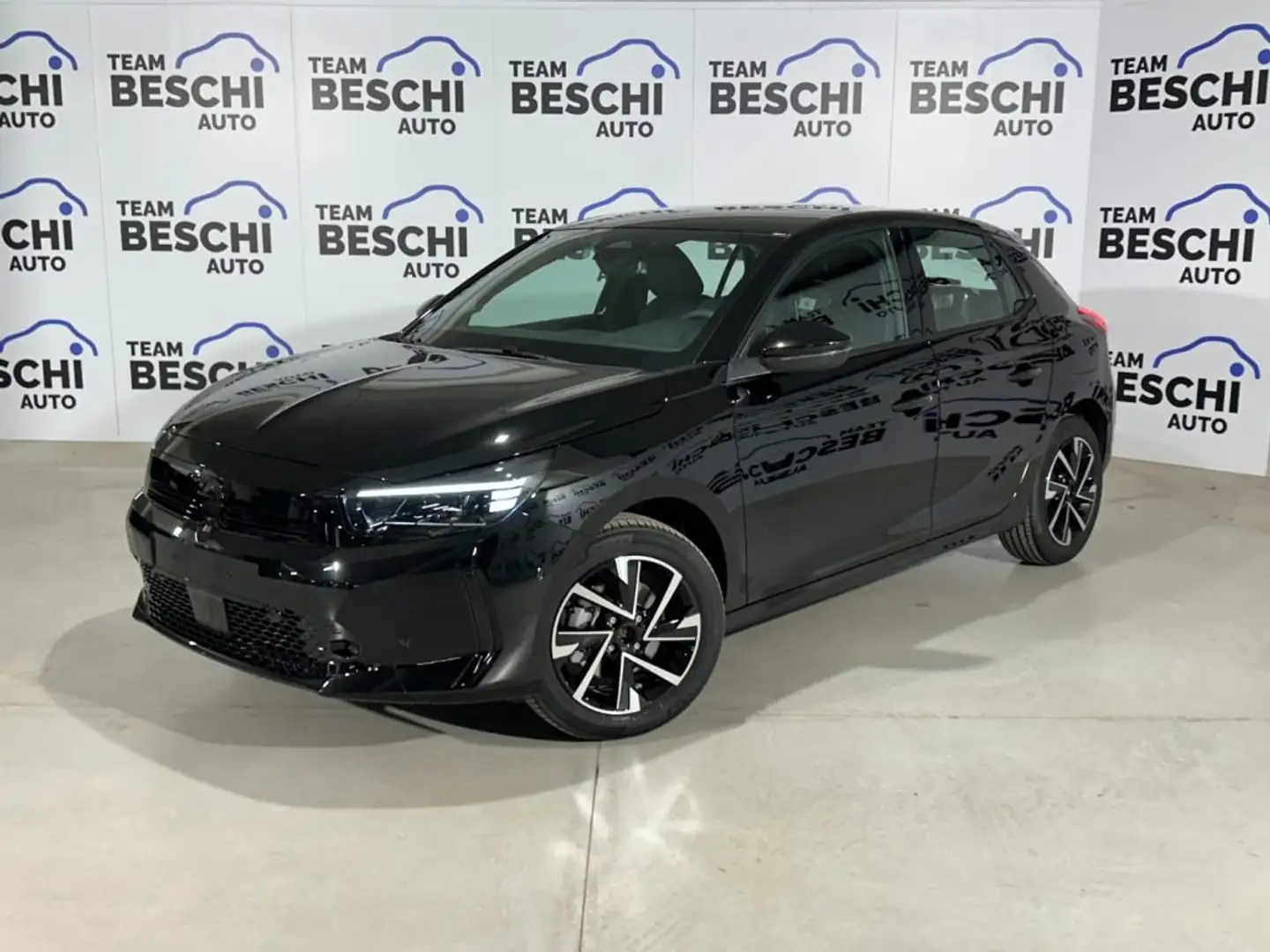 Opel Corsa 1.2 BENZ 100 CV GS Noir - 1