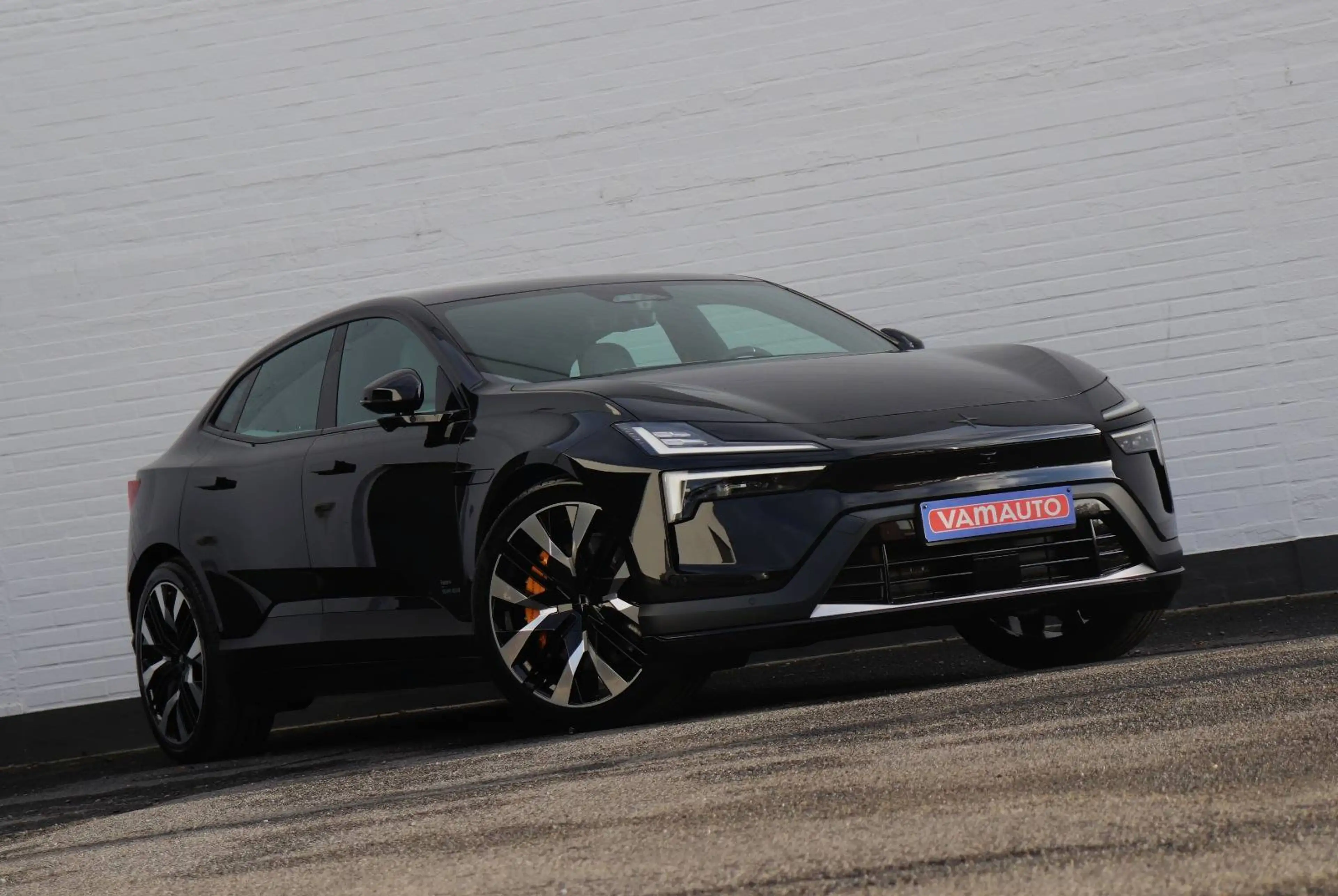 Polestar 4 Performance - Nappa/Elektrochroom/Towbar/SOH = 99% — photo 9