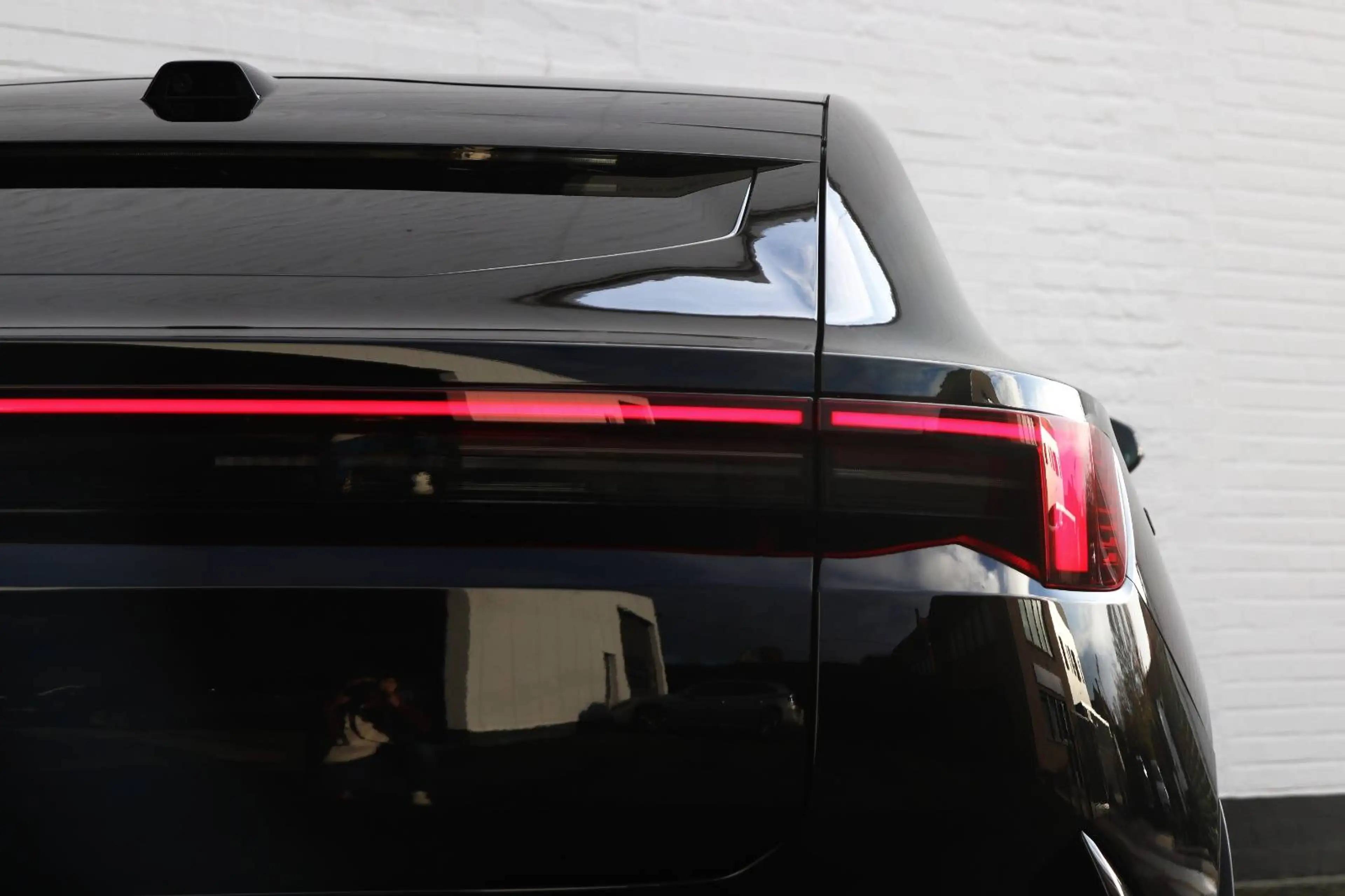Polestar 4 Performance - Nappa/Elektrochroom/Towbar/SOH = 99% — photo 14