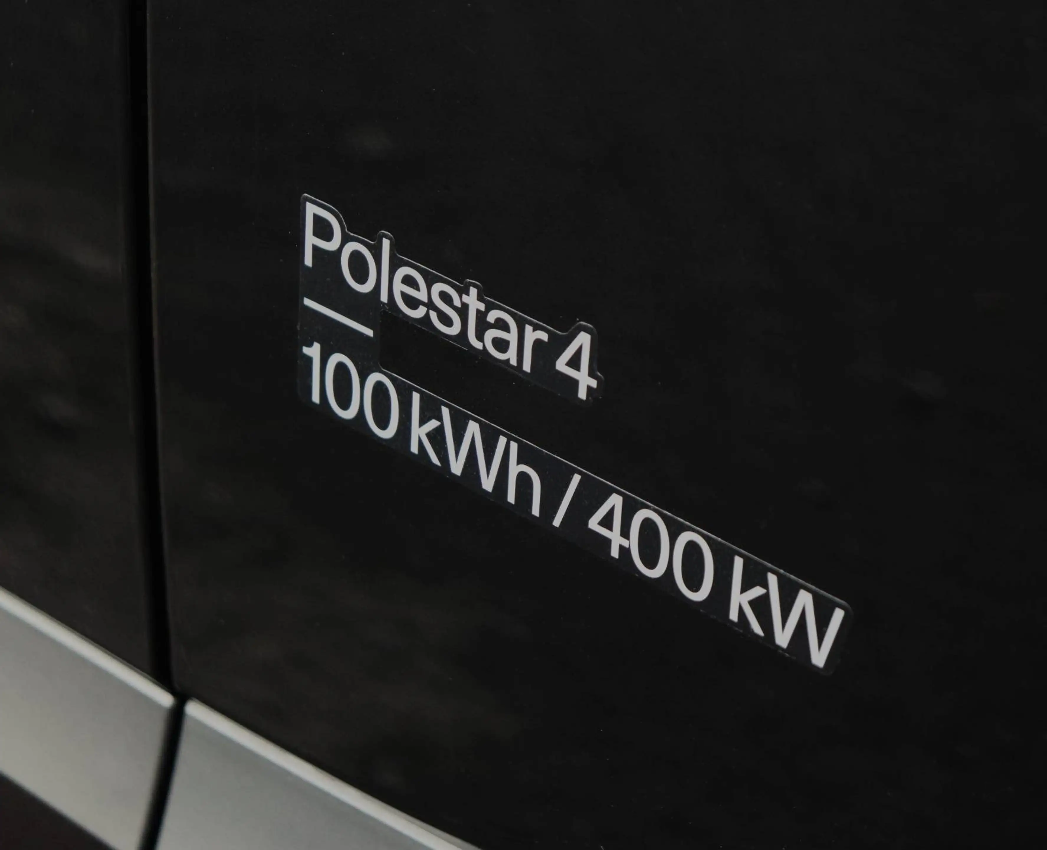 Polestar 4 Performance - Nappa/Elektrochroom/Towbar/SOH = 99% — photo 7