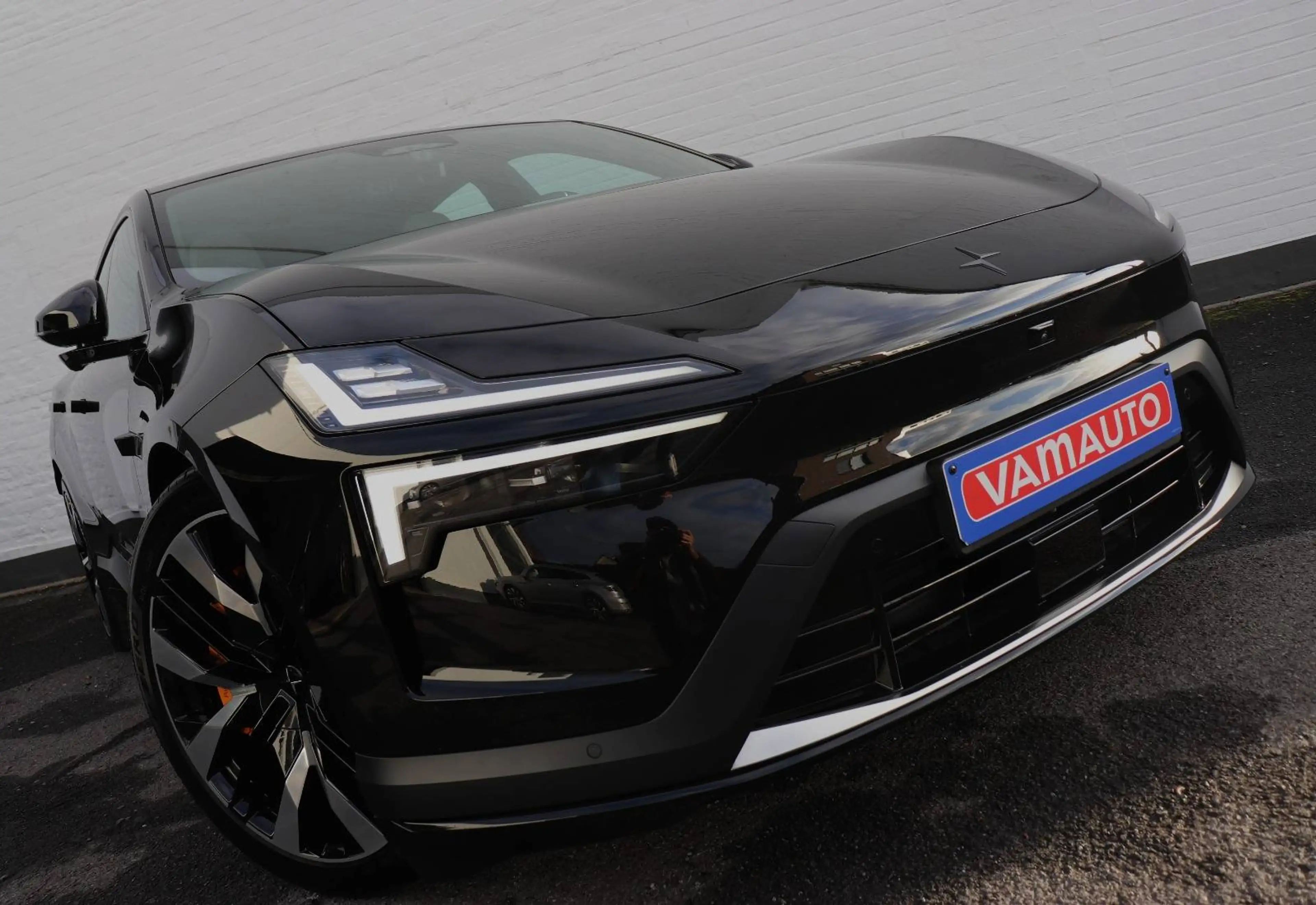 Polestar 4 Performance - Nappa/Elektrochroom/Towbar/SOH = 99%
