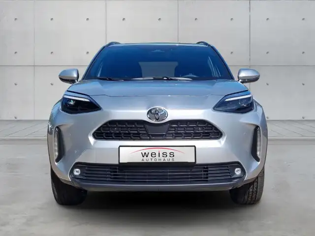 Toyota Yaris Cross view 6