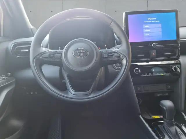Toyota Yaris Cross view 12