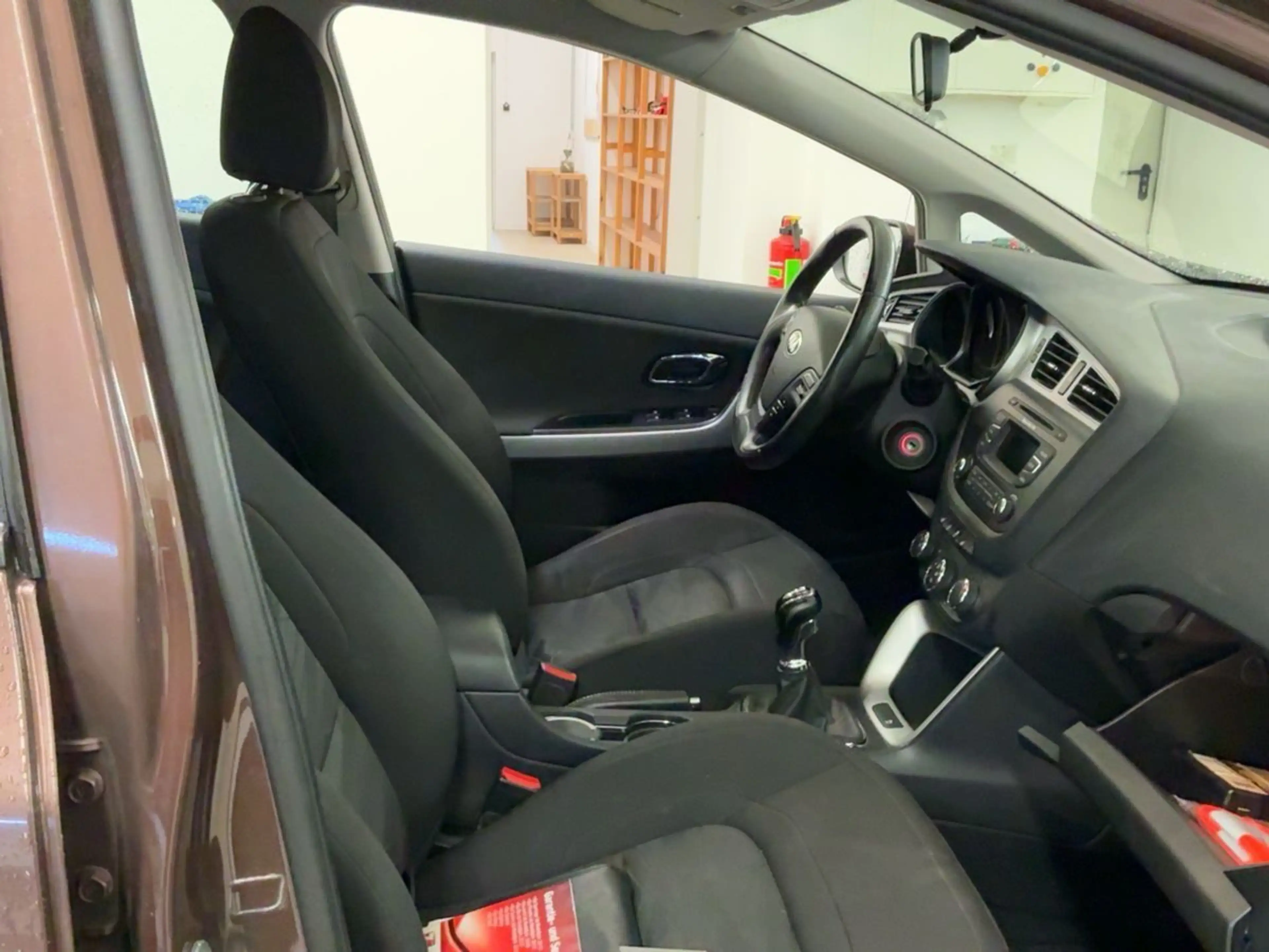 Kia Ceed / cee'd 1.6 CRDi Edition 7 SHZ PDC — photo 11