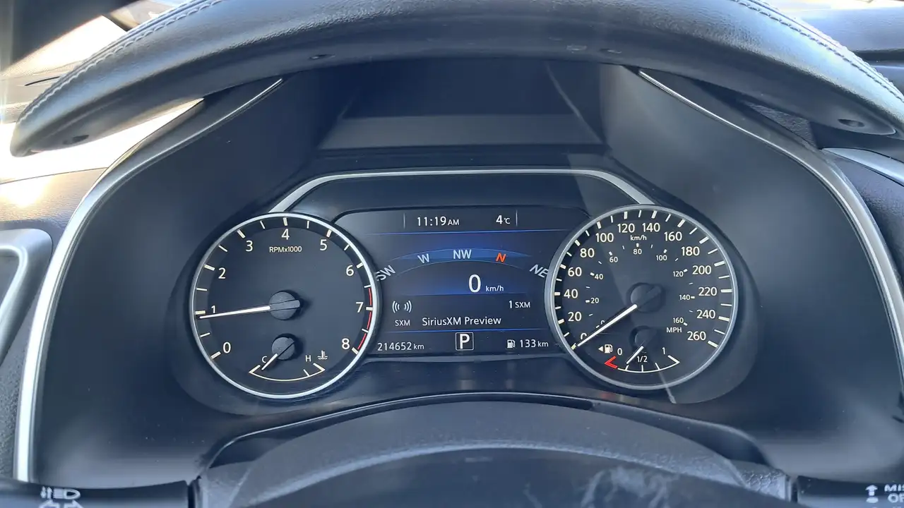Nissan Murano снимка Nissan Murano