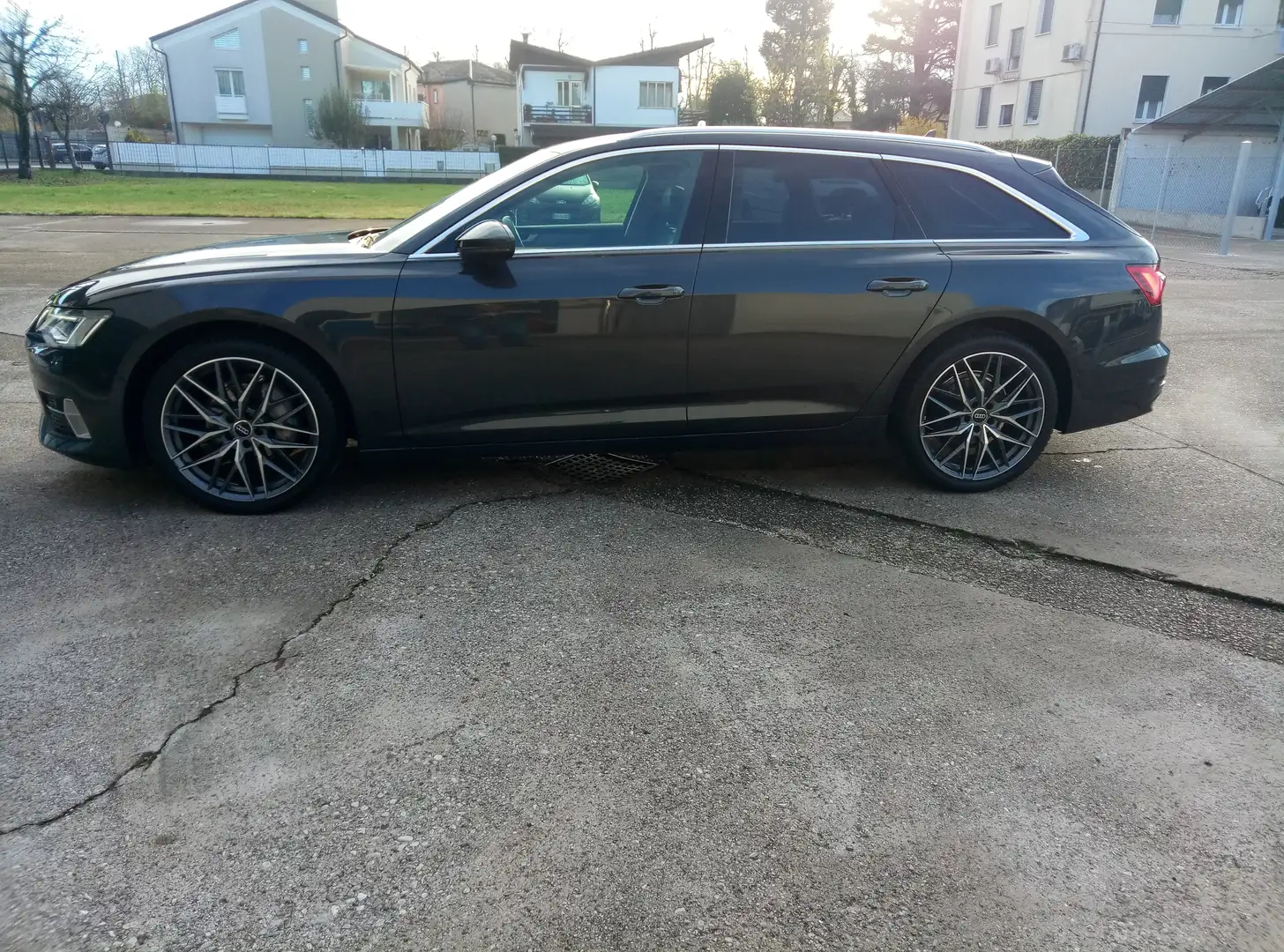 Audi A6 A6 Avant 40 2.0 tdi mhev 12V Business s-tronic Grigio - 1