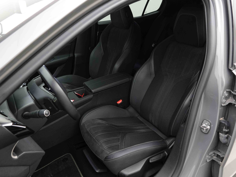Peugeot 408 PHEV 225 | EV Range 60km | GT | LED Matrix | Leather/Alcantara | Keyless — photo 8