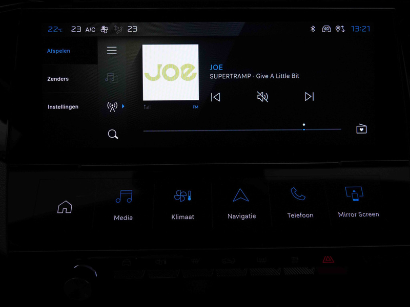 Peugeot 408 PHEV 225 | EV Range 60km | GT | LED Matrix | Leather/Alcantara | Keyless — photo 12