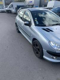 206 1.4e 75ch Trendy