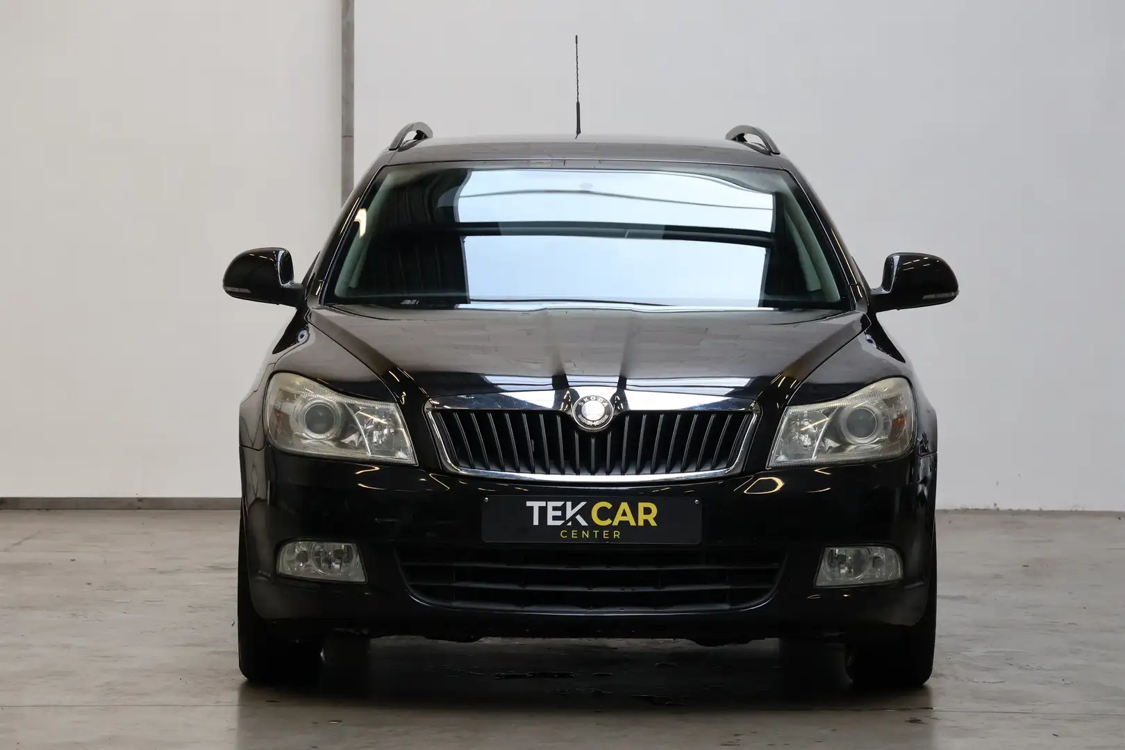 Skoda Octavia Octavia Combi 1.4 TSI Zwart - 2