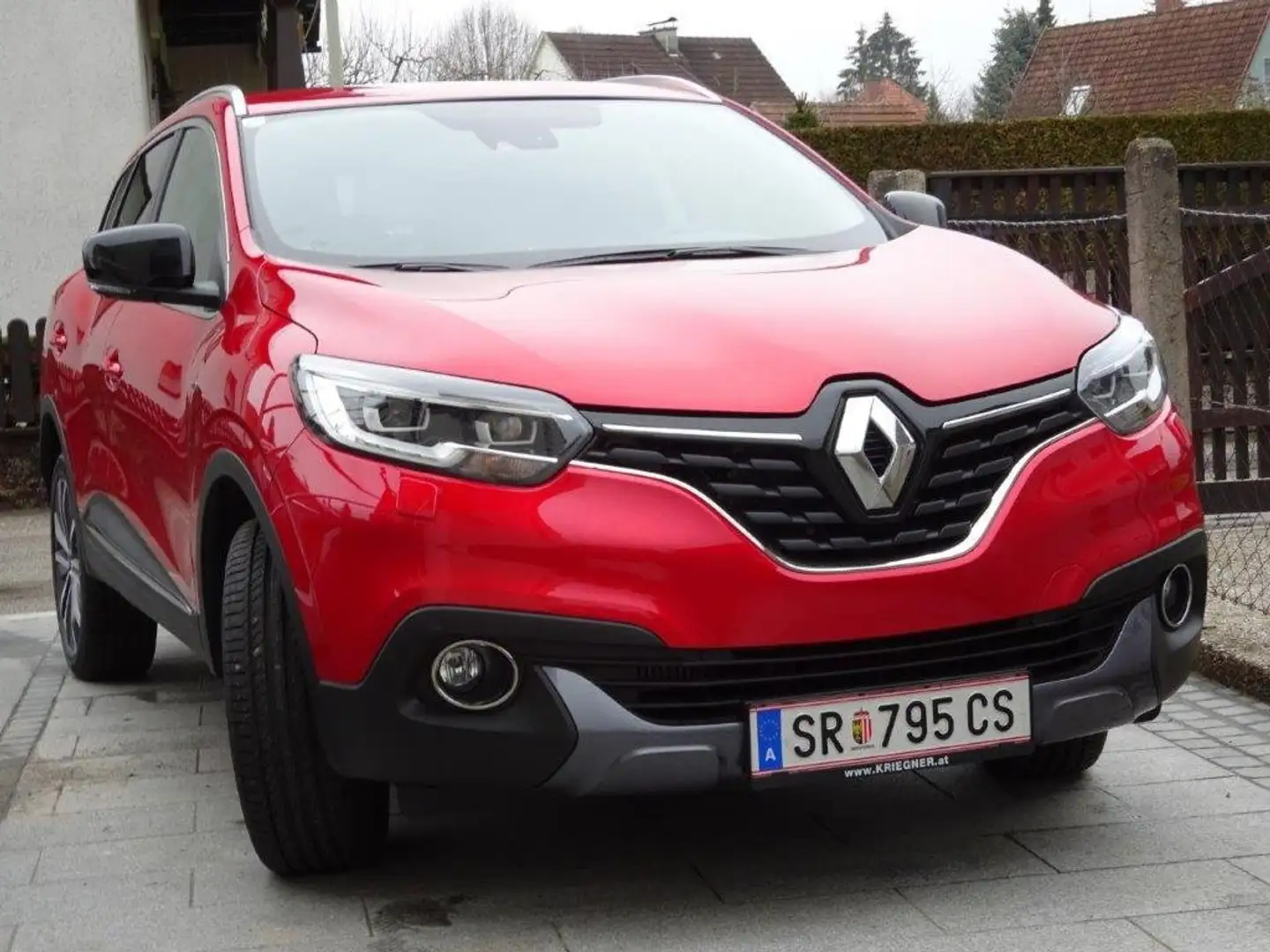 Renault Kadjar Energy dCi 130 4WD 6-Gang Bose Piros - 2