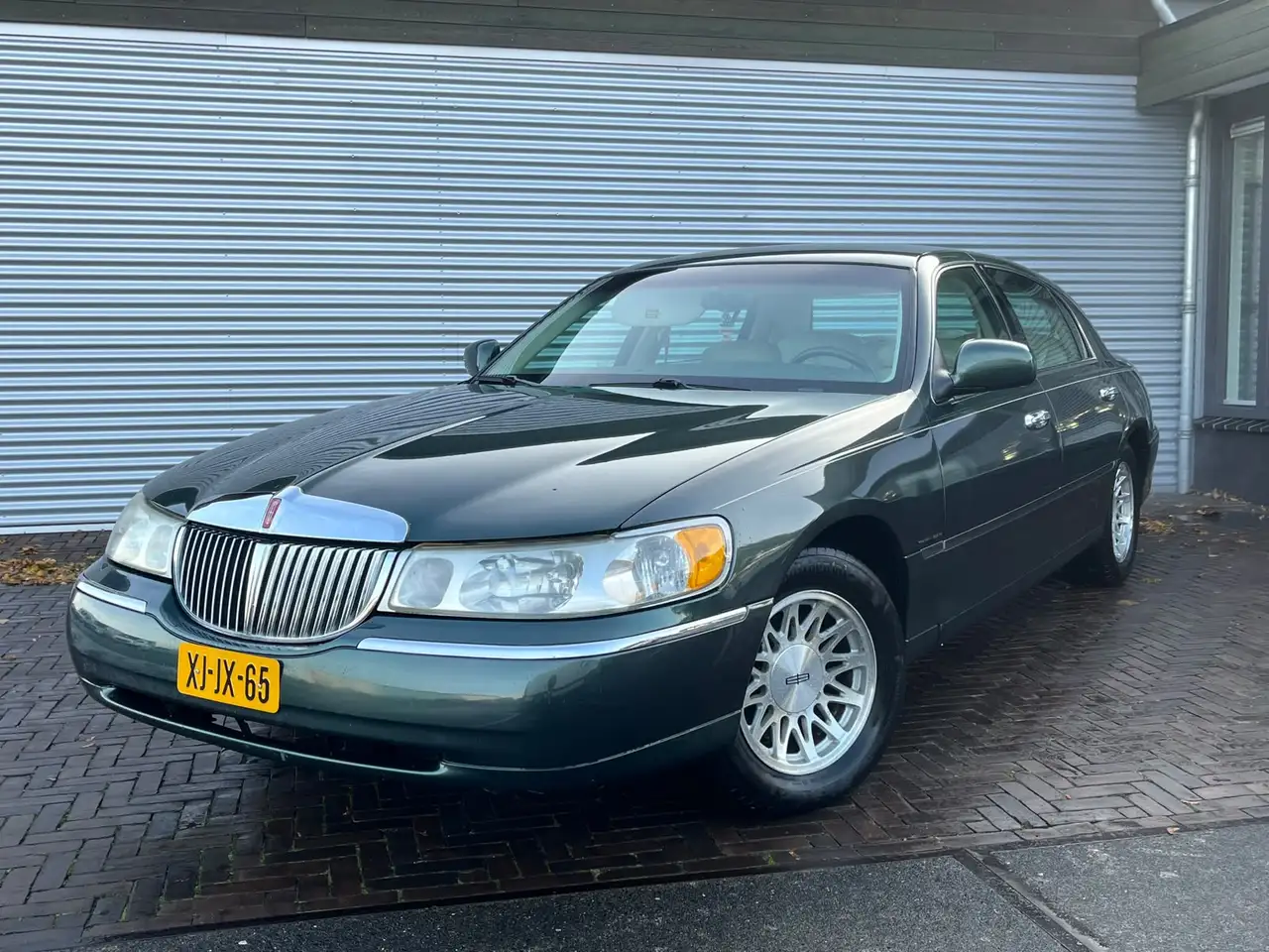Lincoln Town Car