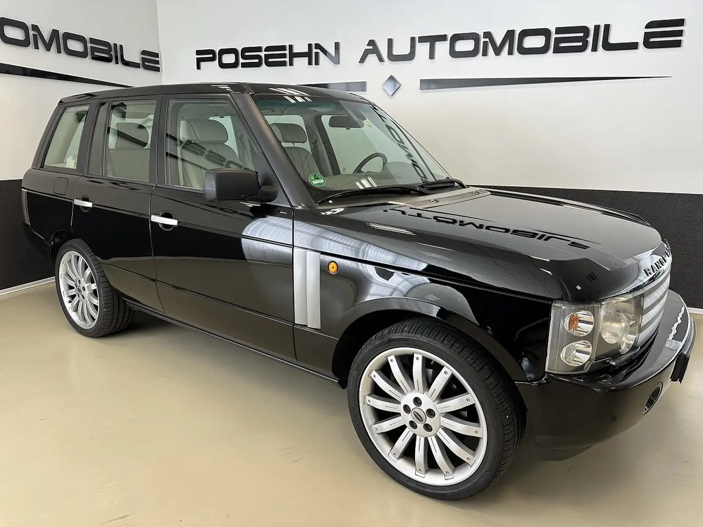Land Rover Range Rover 3.0 Td6 Vogue AHK Navi Leder Schwarz - 1