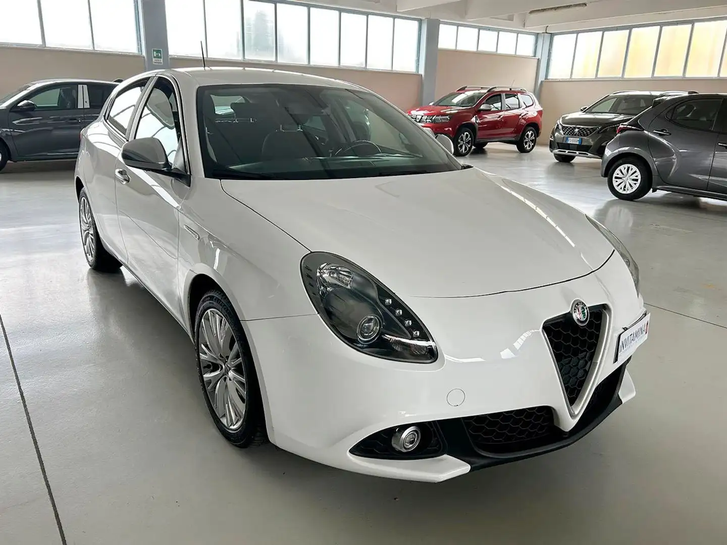 Alfa Romeo Giulietta 1.6 jtdm Super 120cv tct Bianco - 1