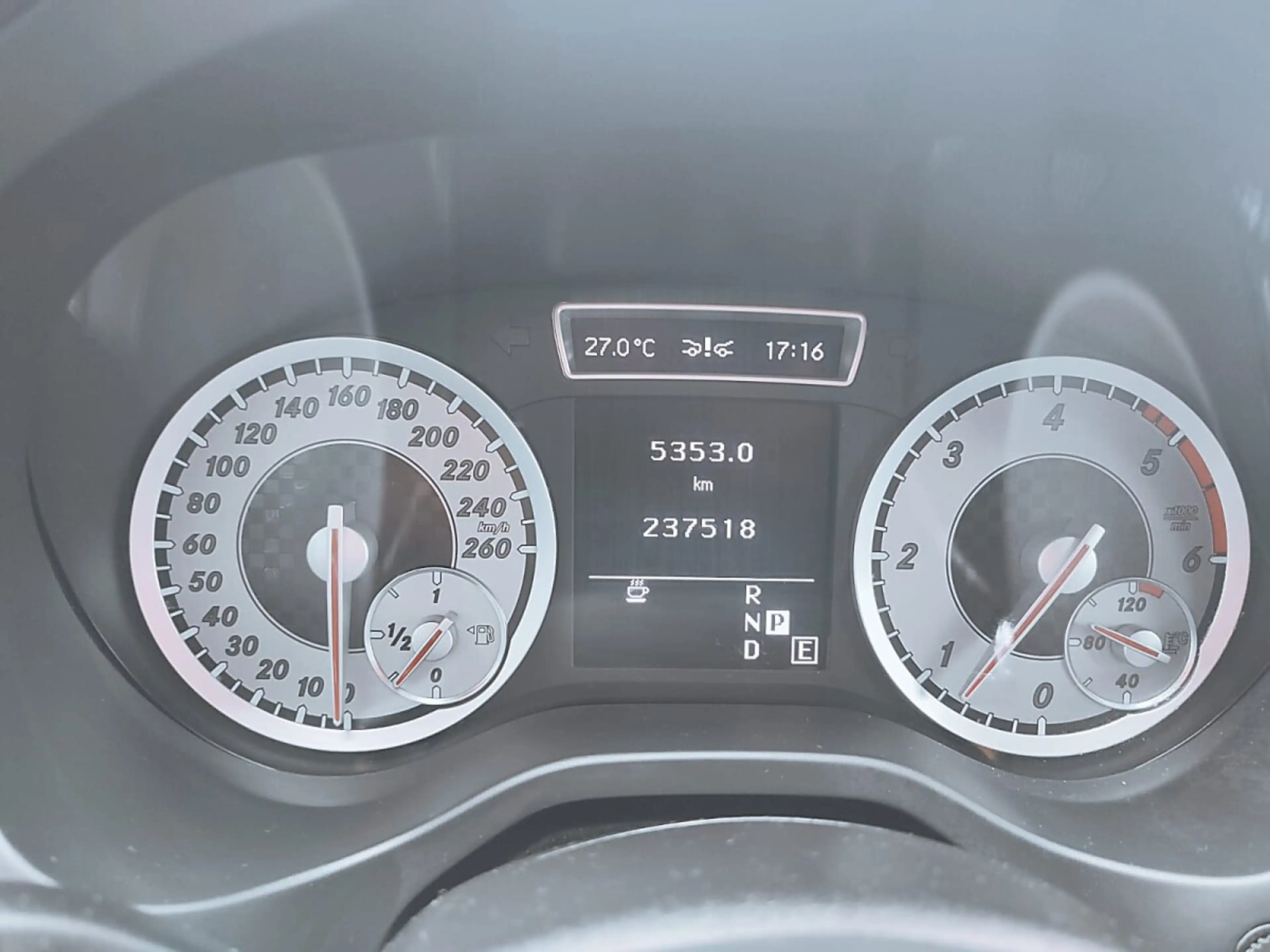 Mercedes-Benz A 220 CDI BlueEfficiency Aut. — photo 11