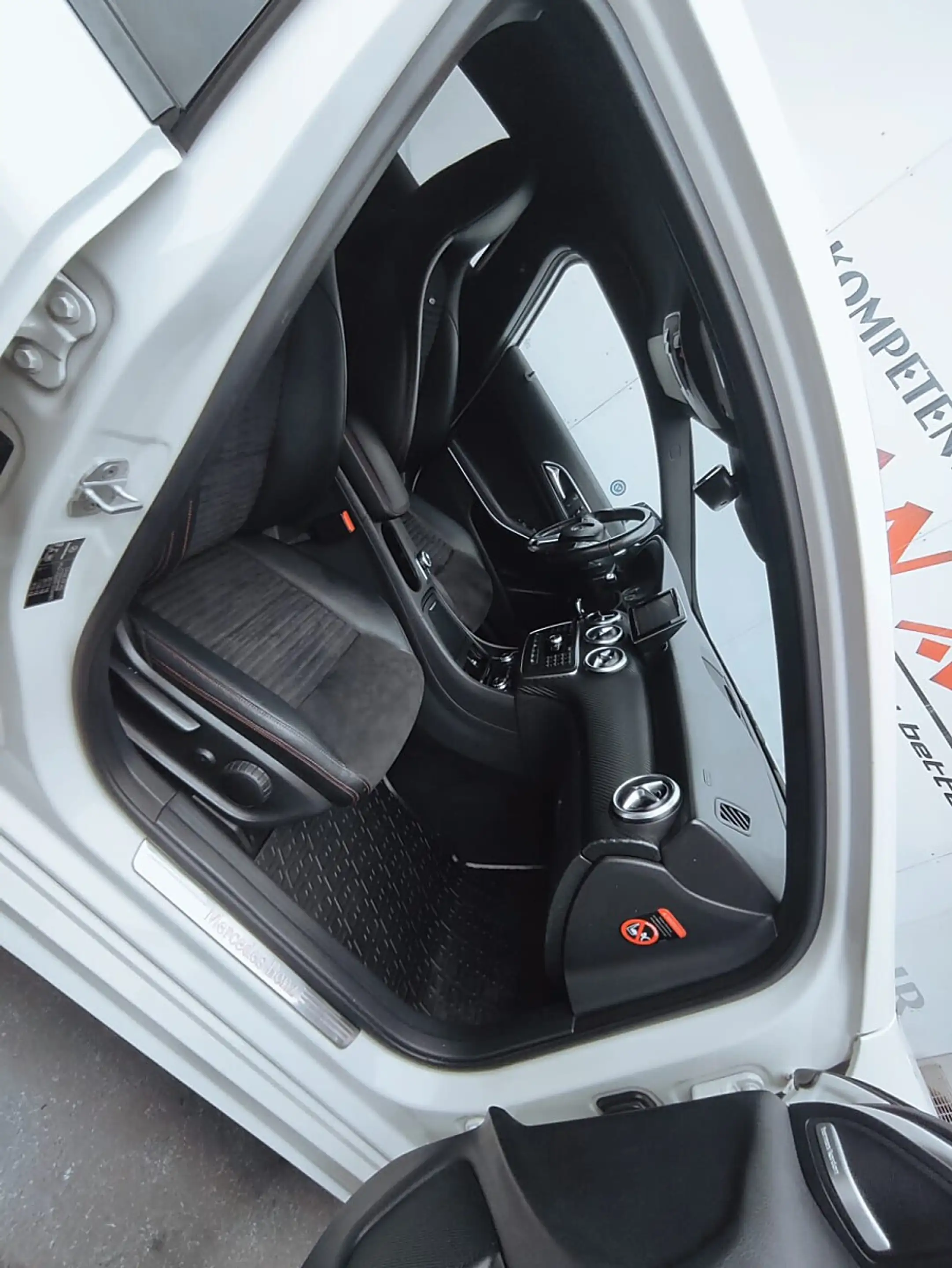 Mercedes-Benz A 220 CDI BlueEfficiency Aut. — photo 10