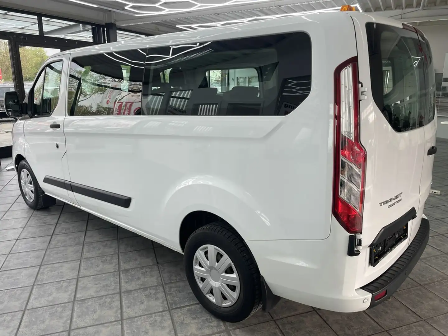 Ford Transit Custom 320 L2 Trend, Kamera, 9 Sitzer Weiß - 2