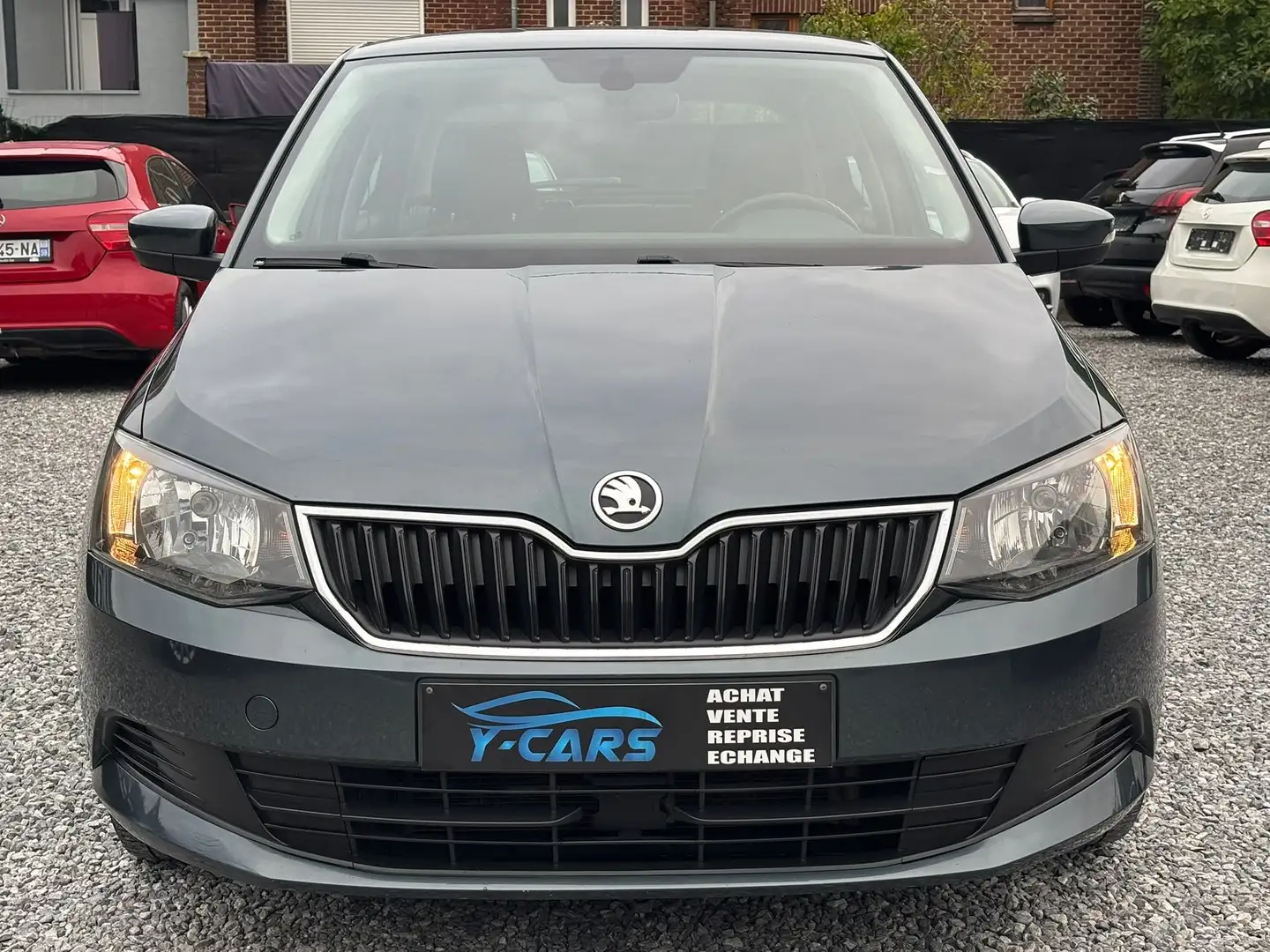 Skoda Fabia 1.0i 12MOIS GARANTIE Grijs - 2