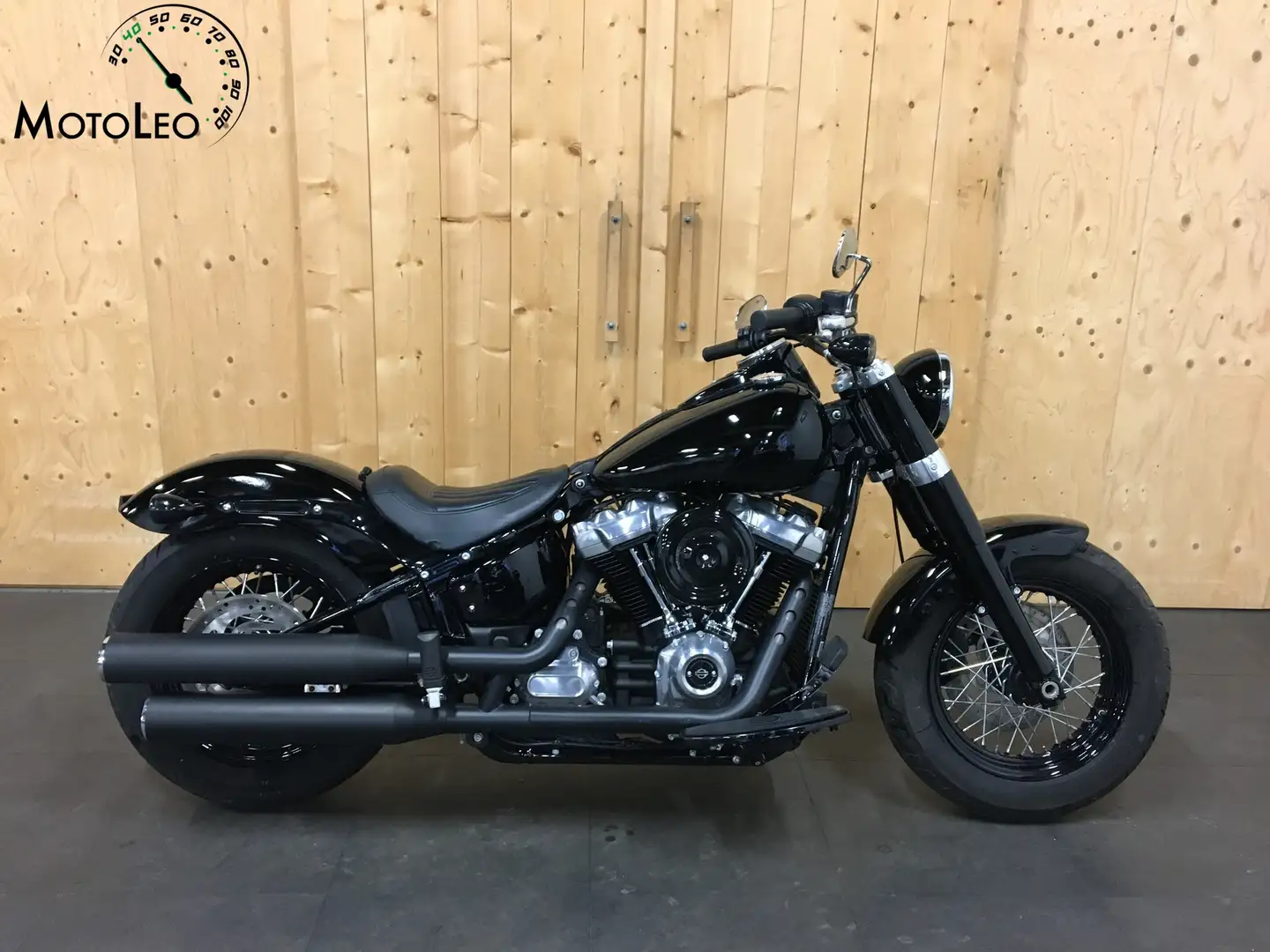 Harley-Davidson Softail Slim 107 Zwart - 1