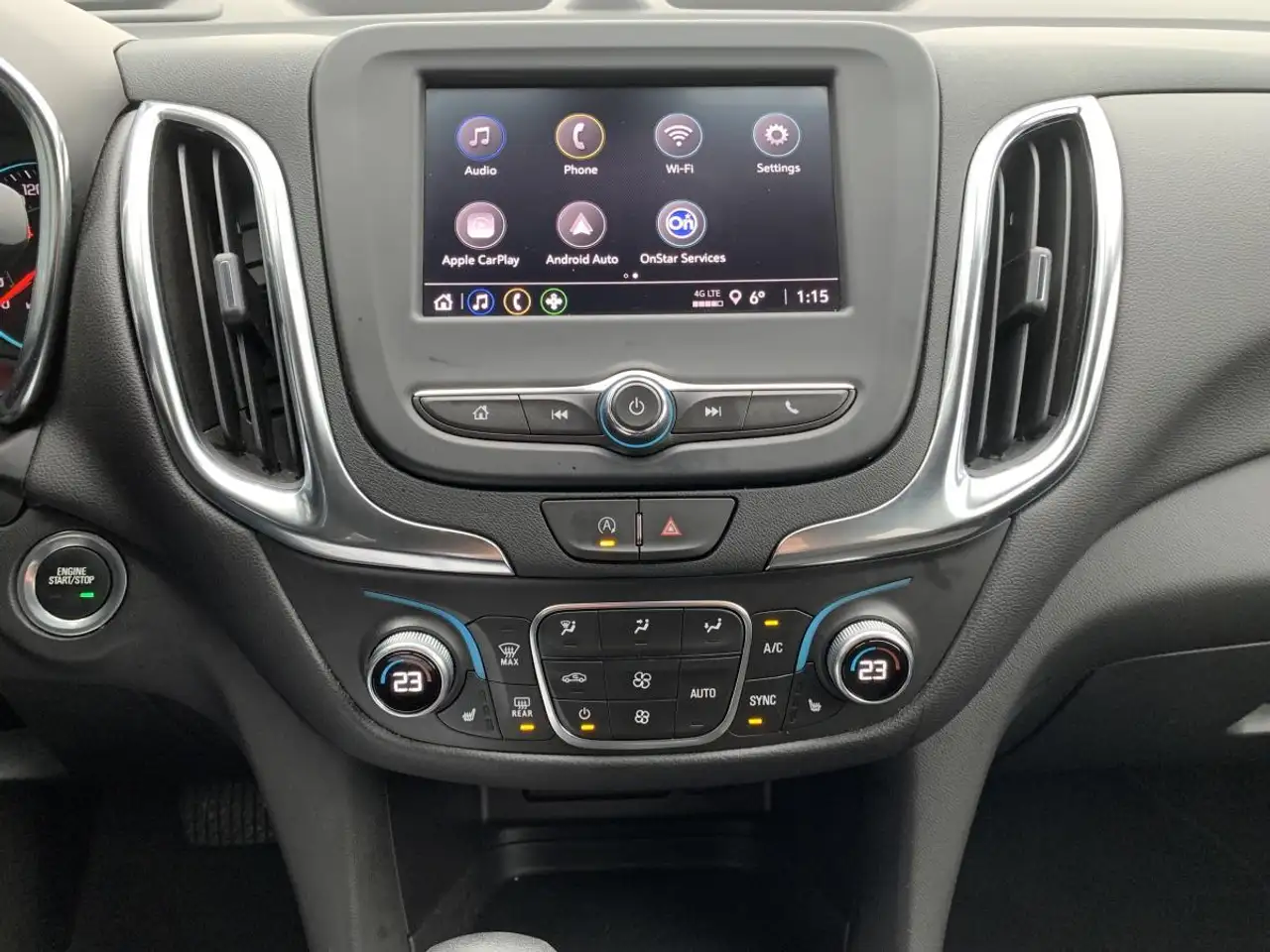 Chevrolet Equinox снимка Chevrolet Equinox