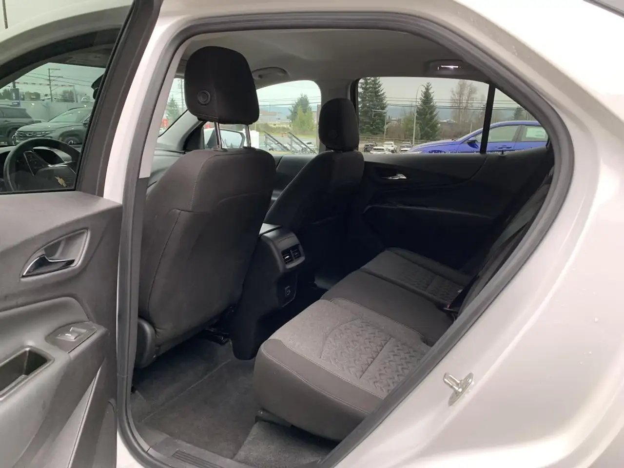 Chevrolet Equinox снимка Chevrolet Equinox