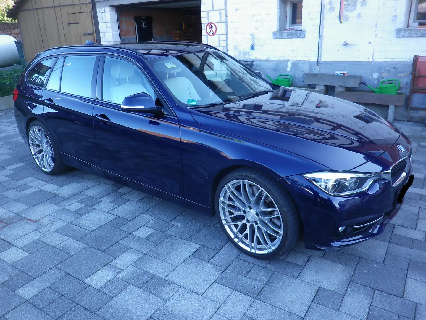 BMW 335 3er Touring Diesel 335d Touring xDrive Aut. Blau - 2