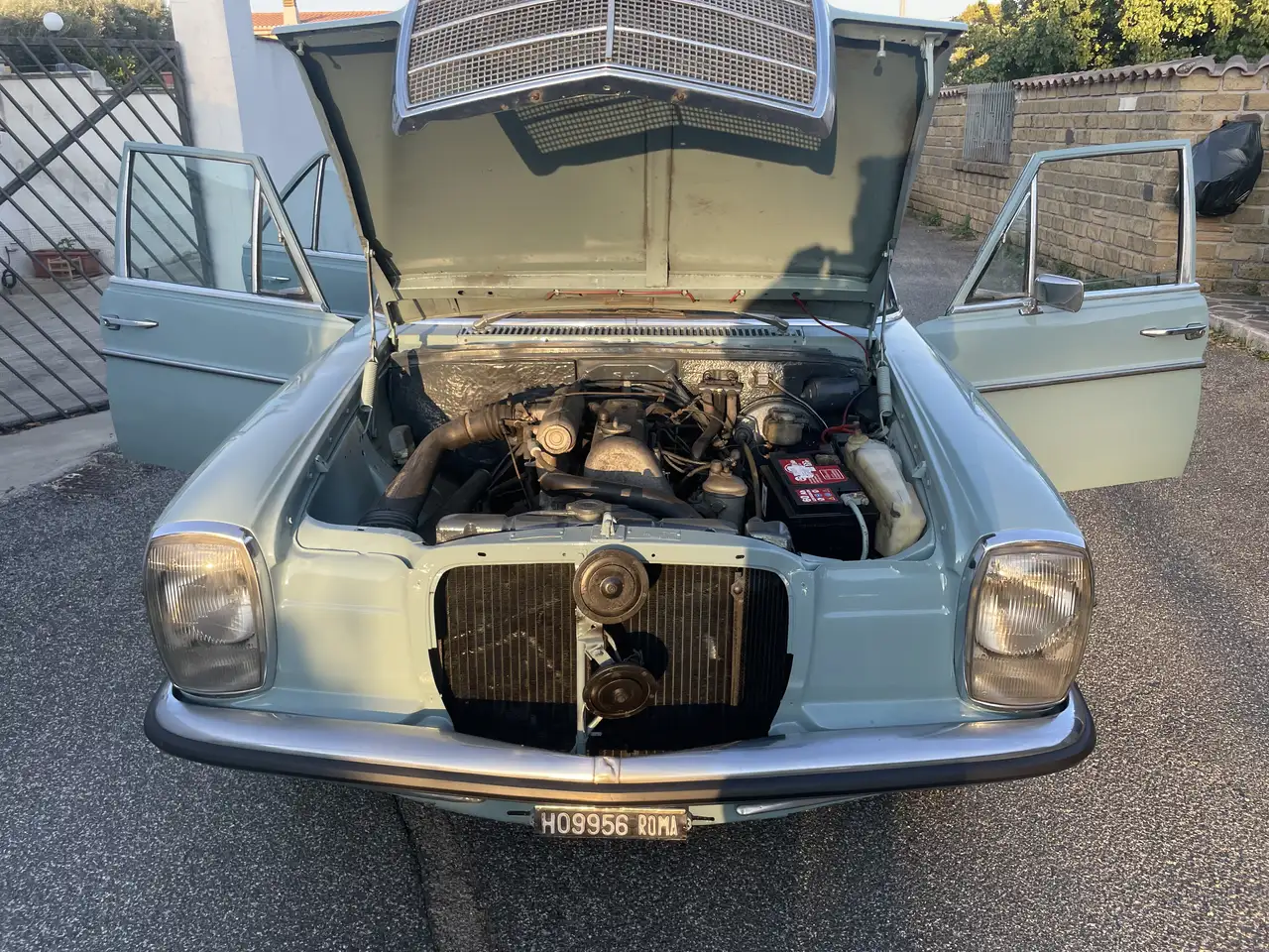 Mercedes-Benz W 114/115 Strich-Acht 220d, foto 5