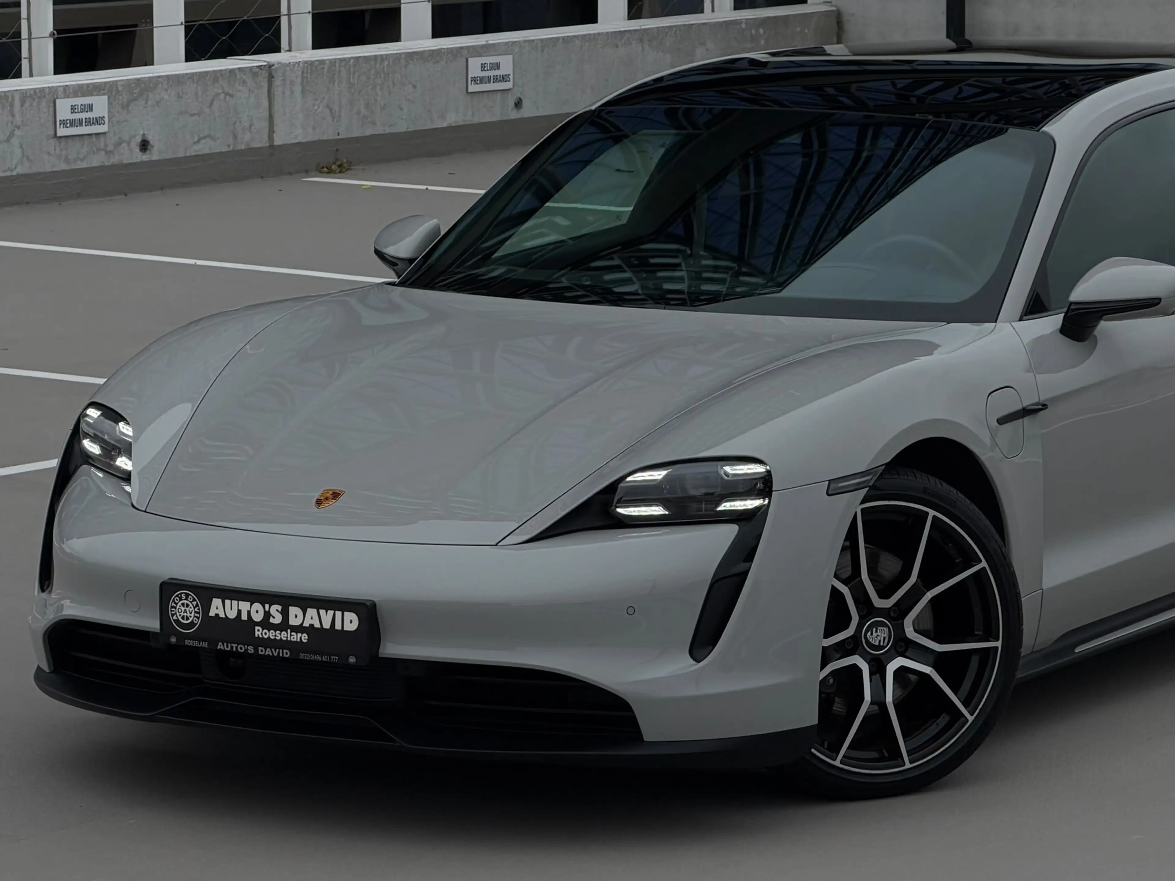 Porsche Taycan Taycan Sport Turismo 93.4 kWh Taycan 4S Sport Turismo — photo 7
