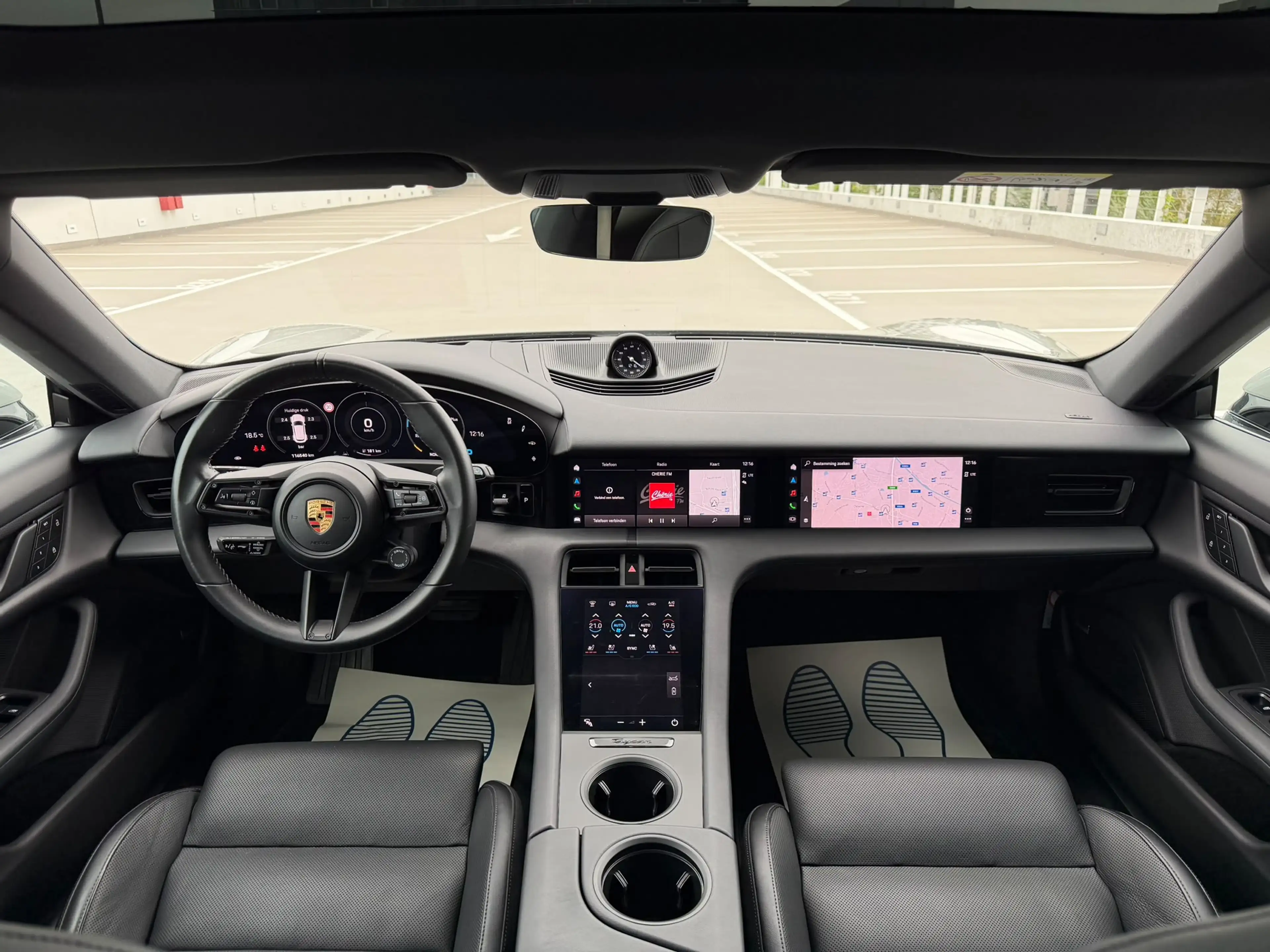 Porsche Taycan Taycan Sport Turismo 93.4 kWh Taycan 4S Sport Turismo — photo 15