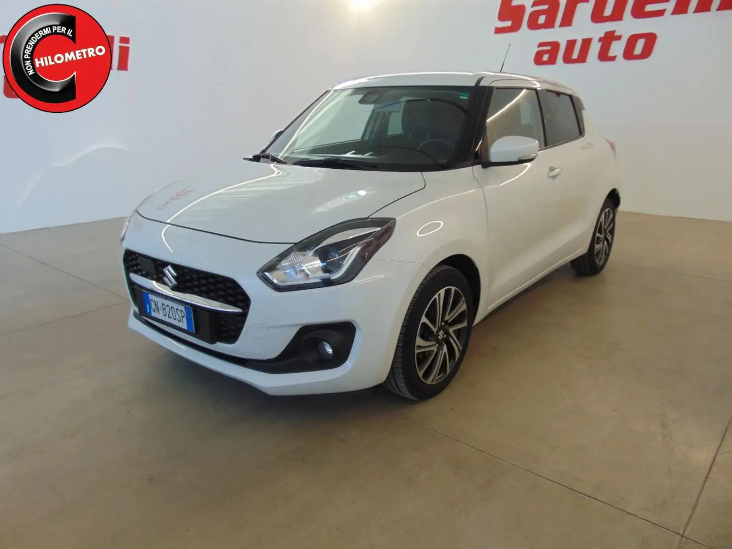 Suzuki Swift 1.2 Hybrid CVT Top Blanc - 1