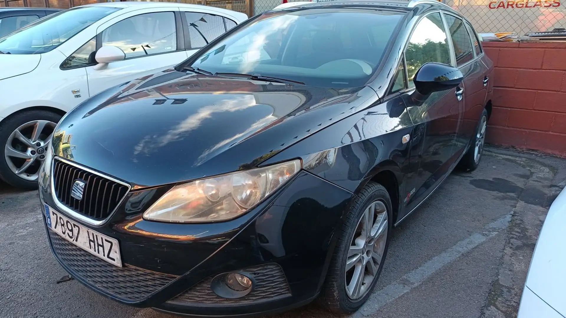 SEAT Ibiza 1.4 Reference Noir - 1